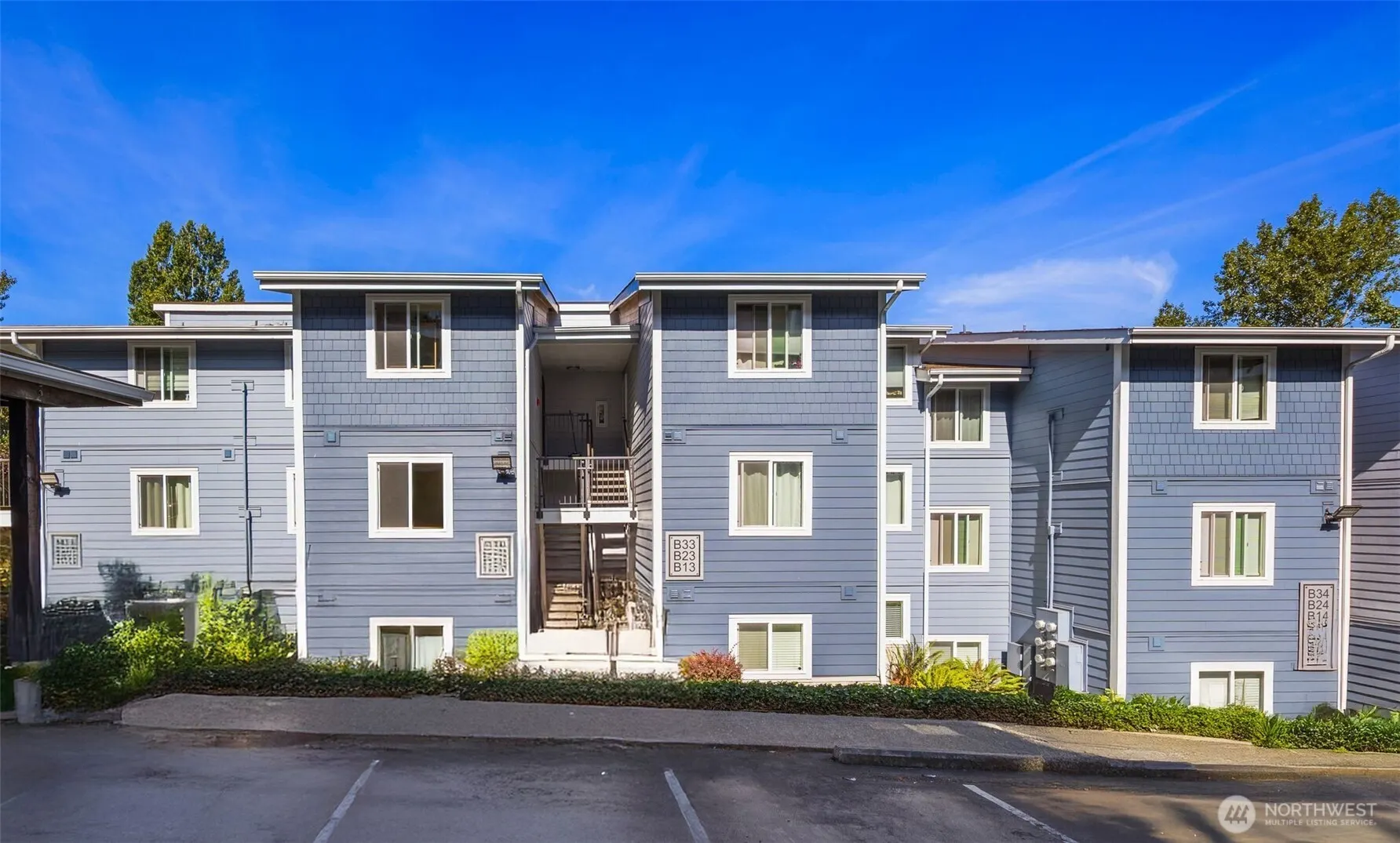2511 S 248th St #B12, Kent, WA 98032