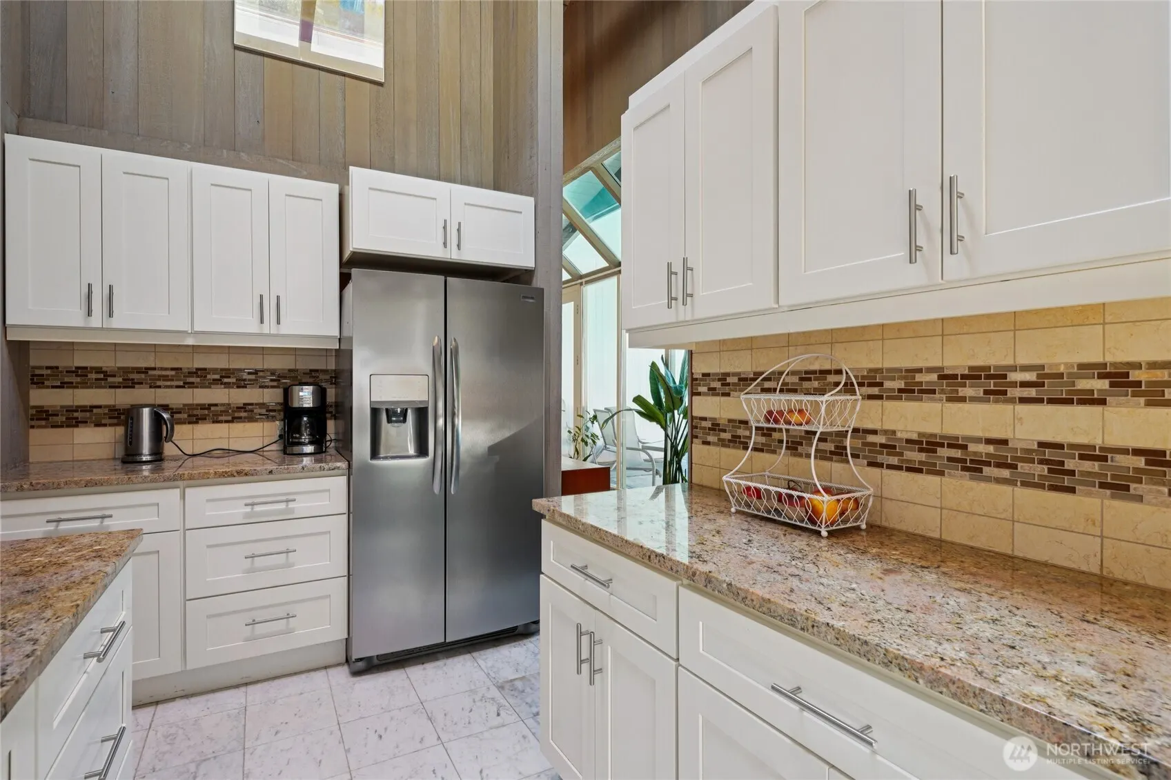 19419 Grannis Road , Bothell, WA 98012