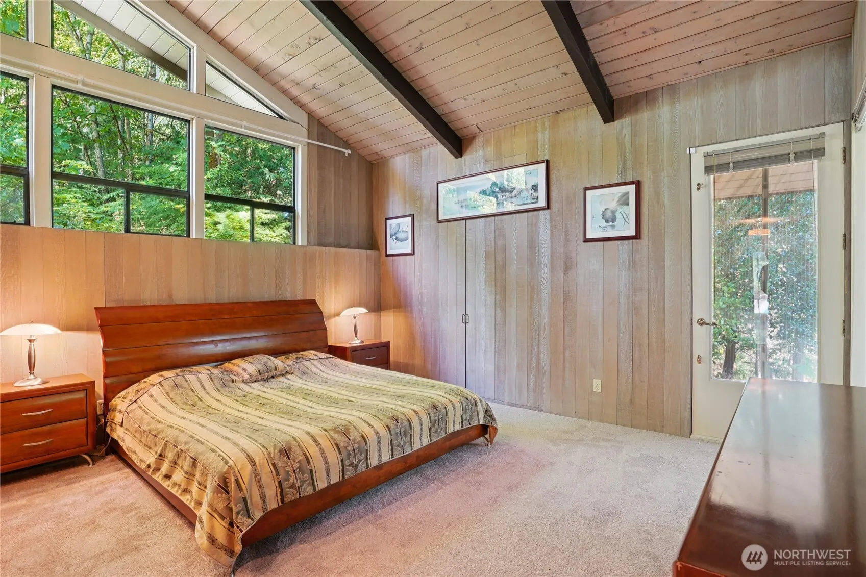 19419 Grannis Road , Bothell, WA 98012