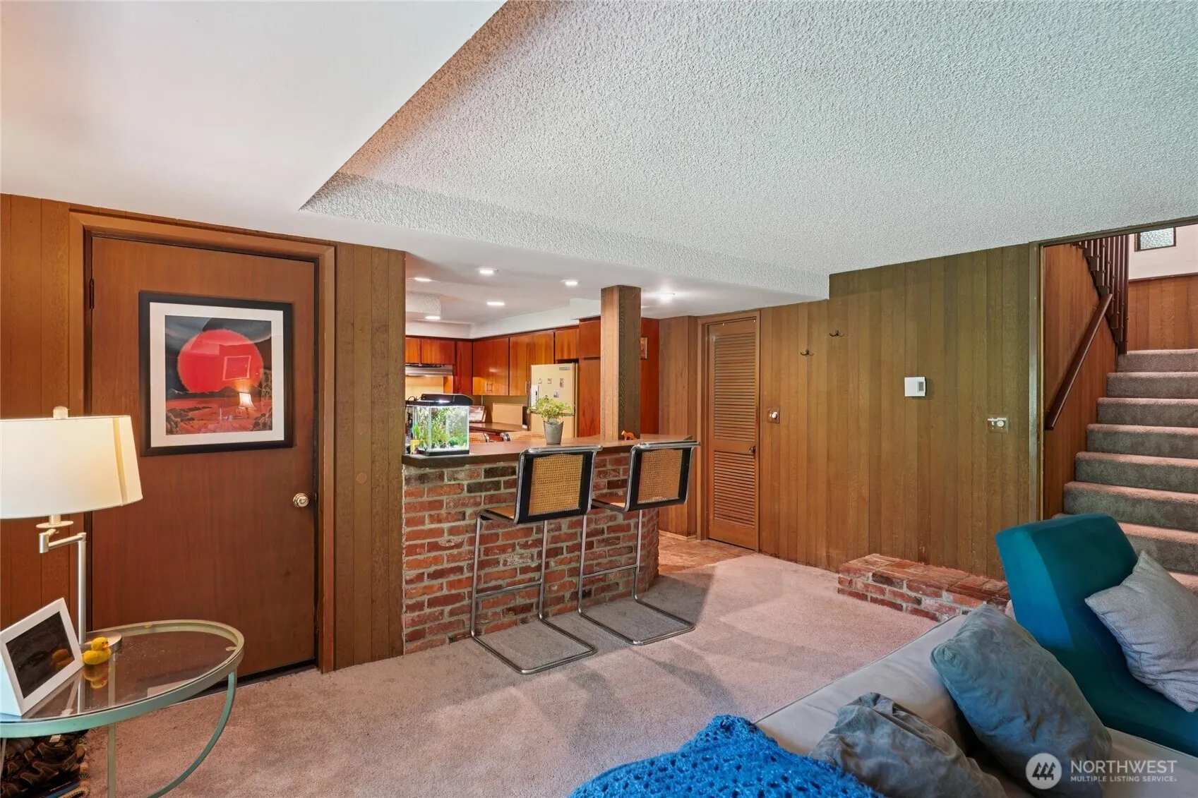 19419 Grannis Road , Bothell, WA 98012
