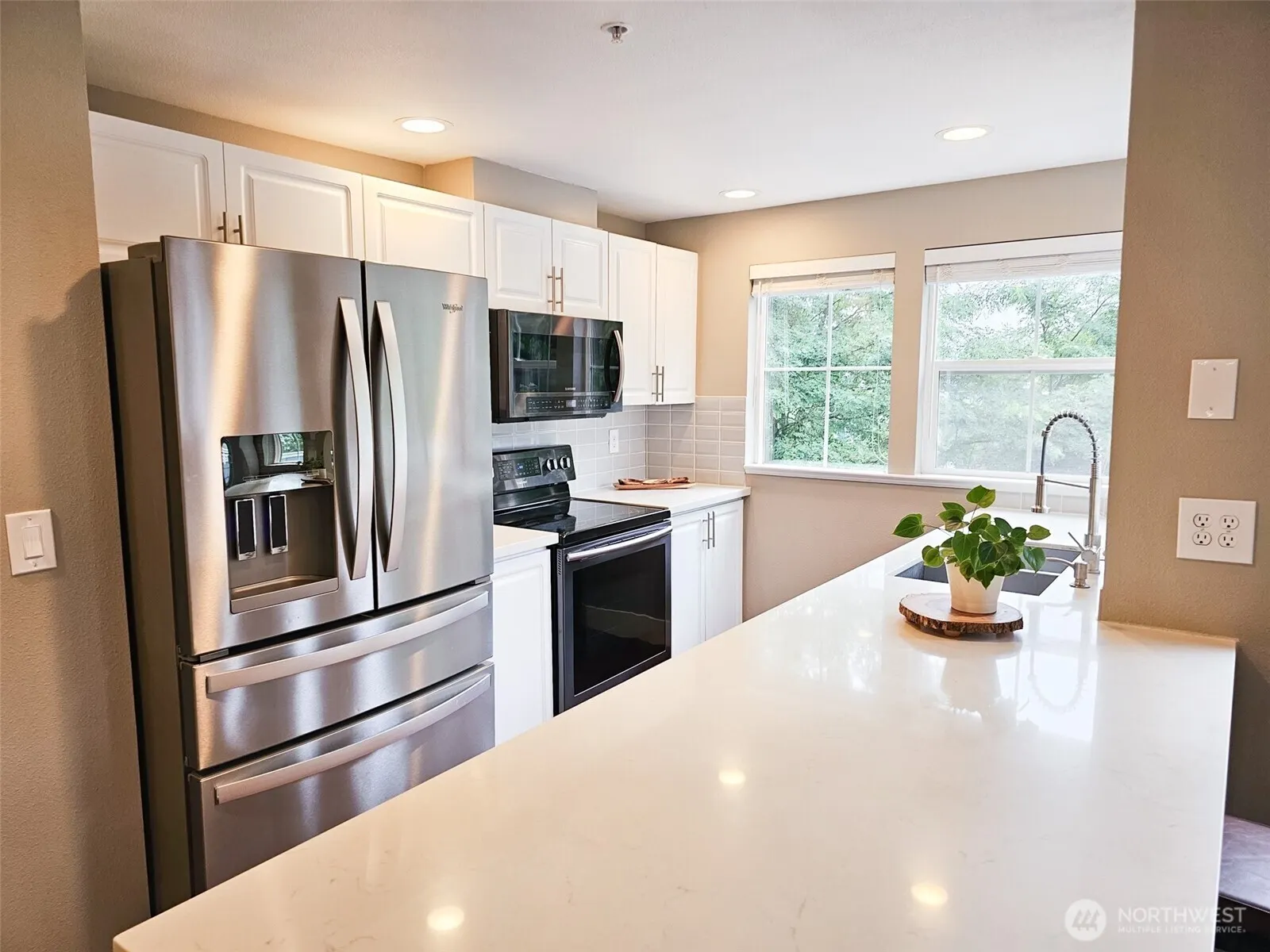2272 Newport Way NW #1-4, Issaquah, WA 98027