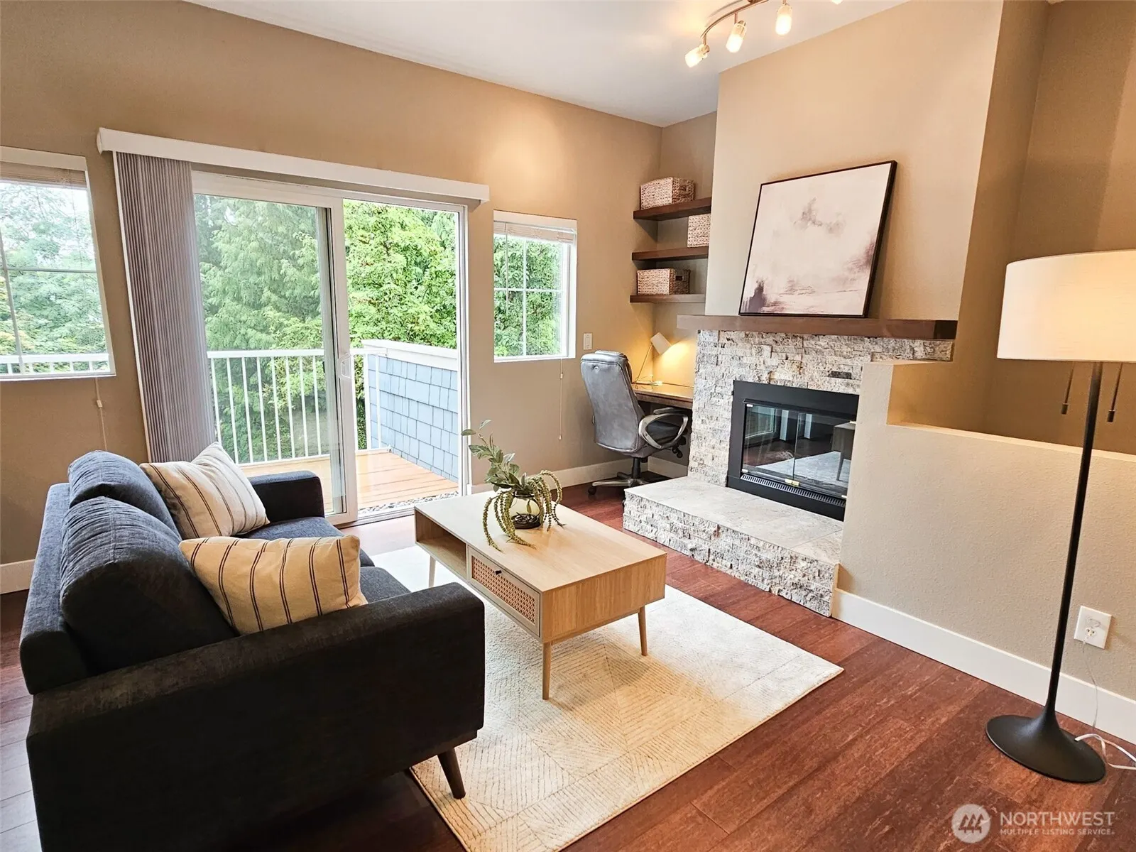 2272 Newport Way NW #1-4, Issaquah, WA 98027