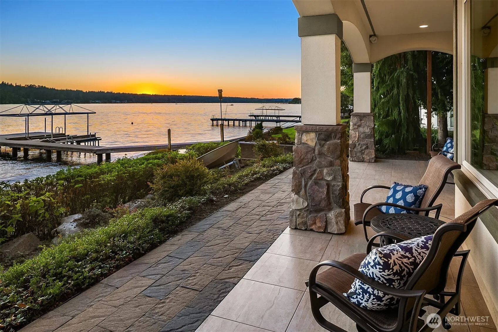 2727 E Lake Sammamish Parkway NE, Sammamish, WA 98074