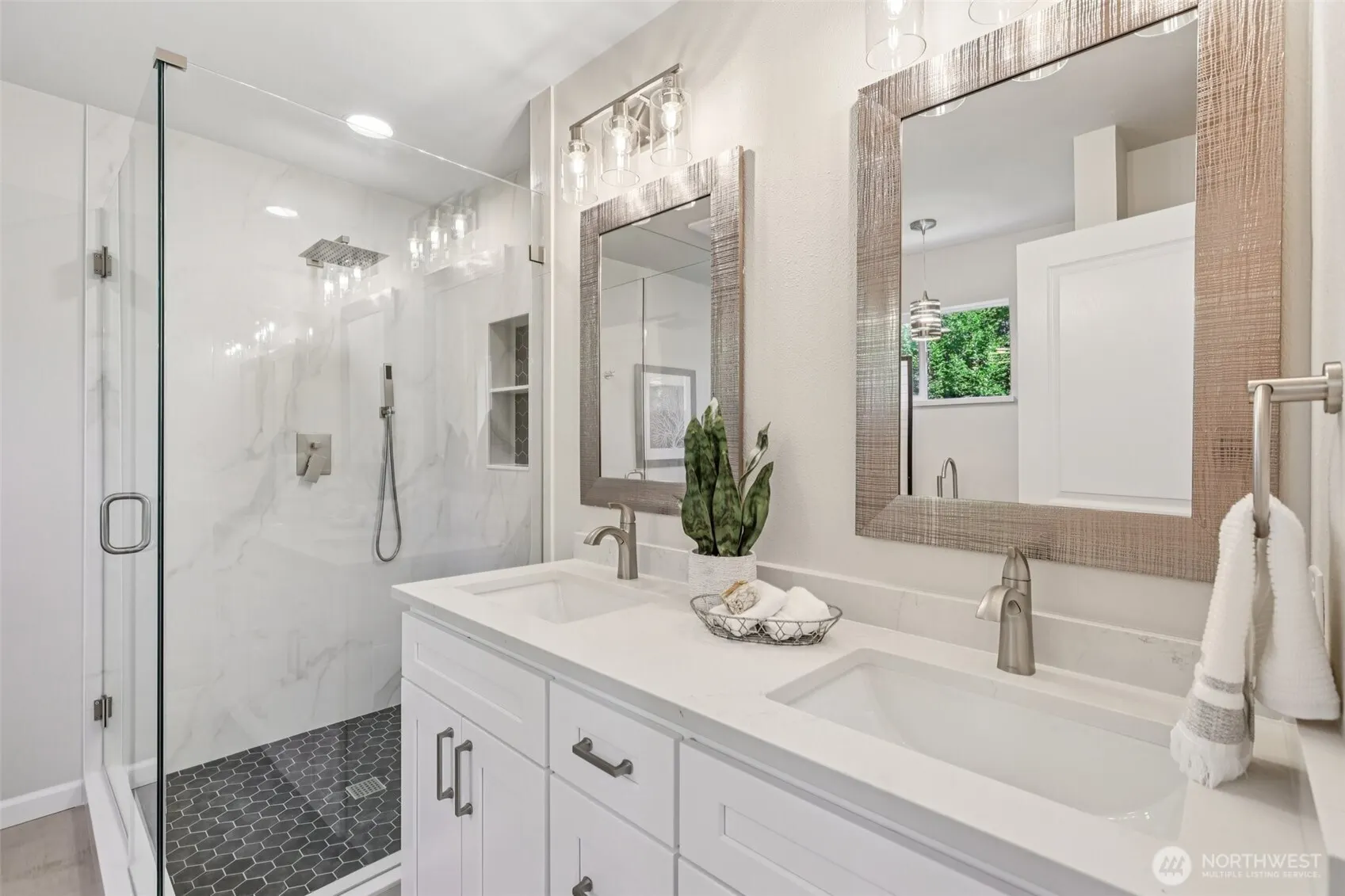 2840 139th Avenue SE #15, Bellevue, WA 98005