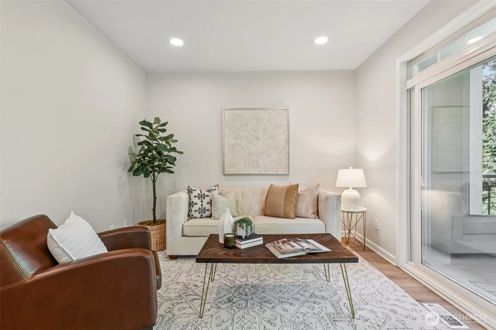 2840 139th Avenue SE #15, Bellevue, WA 98005