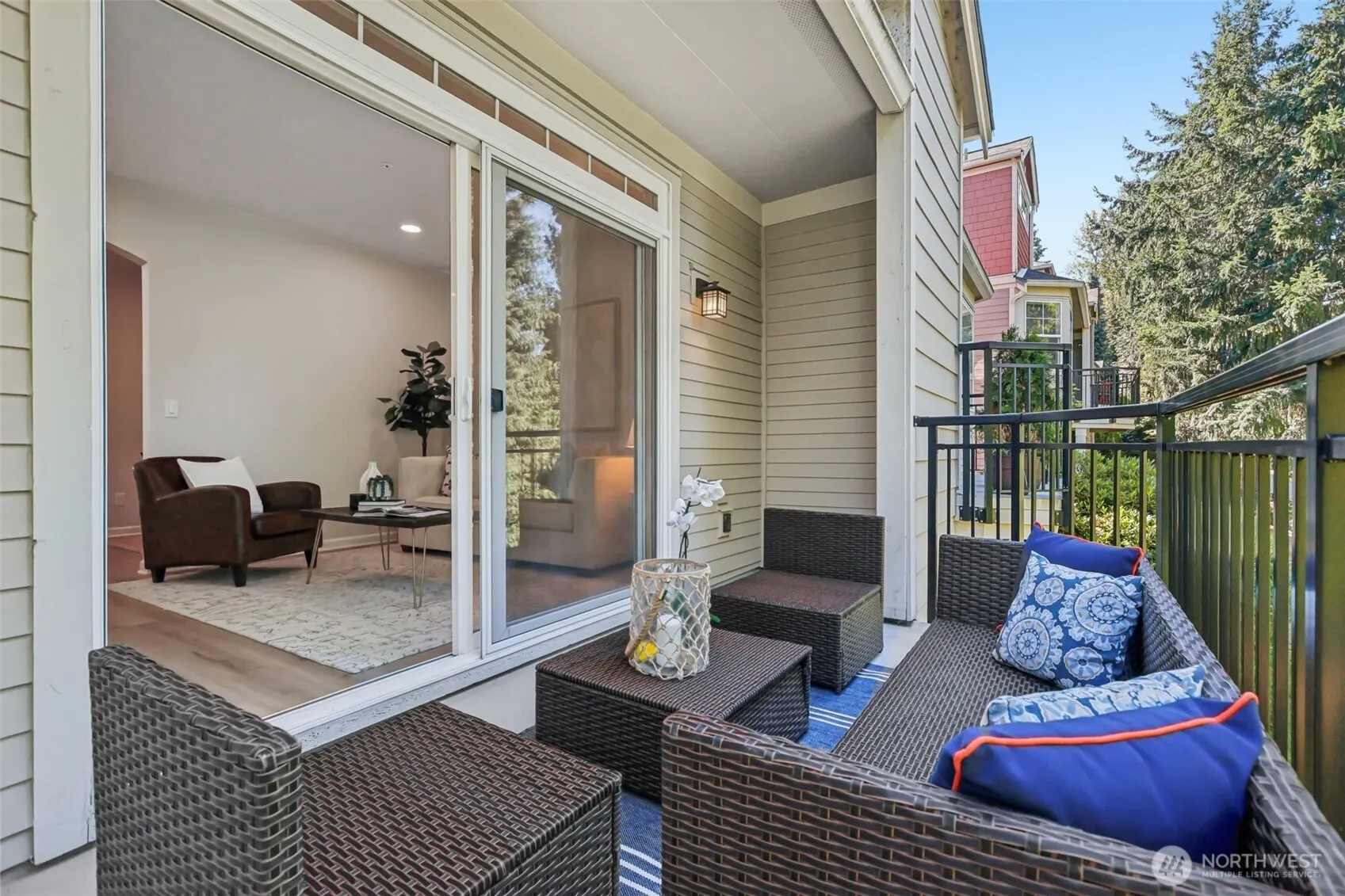 2840 139th Avenue SE #15, Bellevue, WA 98005