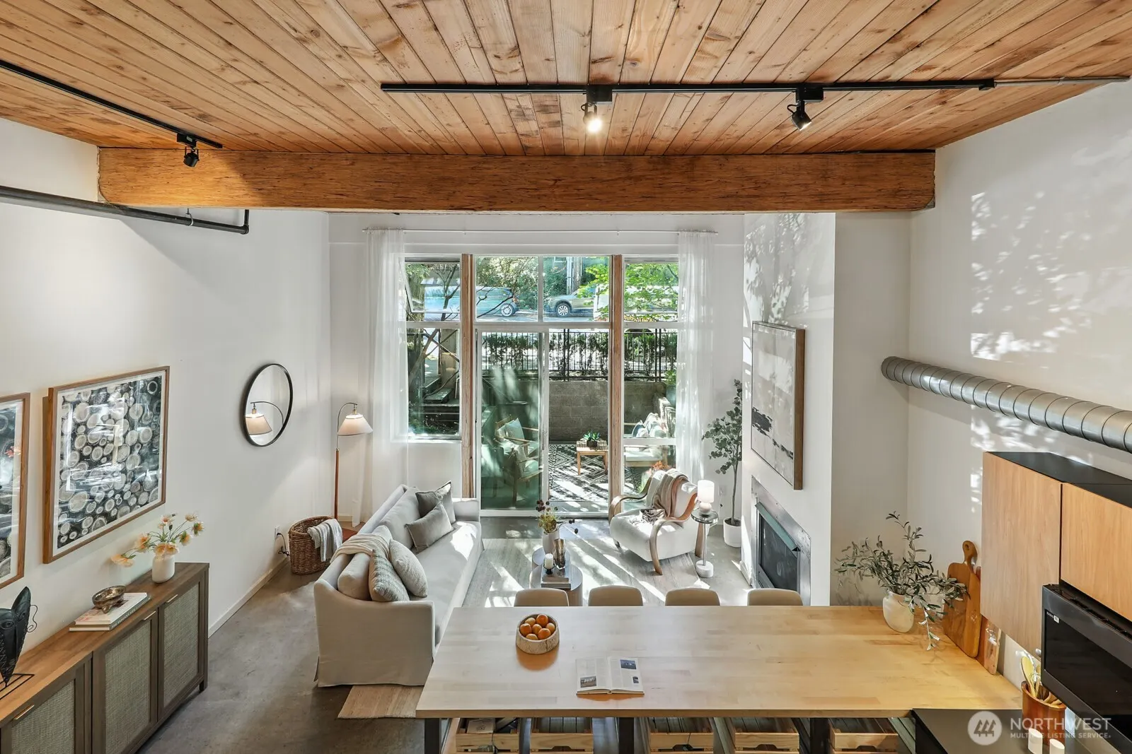 1812 19th Avenue #107, Seattle, WA 98122
