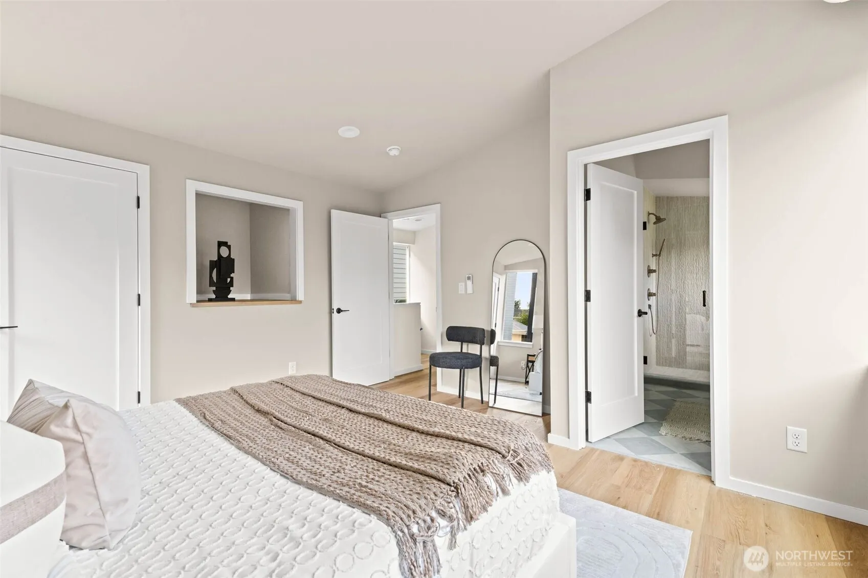 5125 S Brandon Street , Seattle, WA 98118