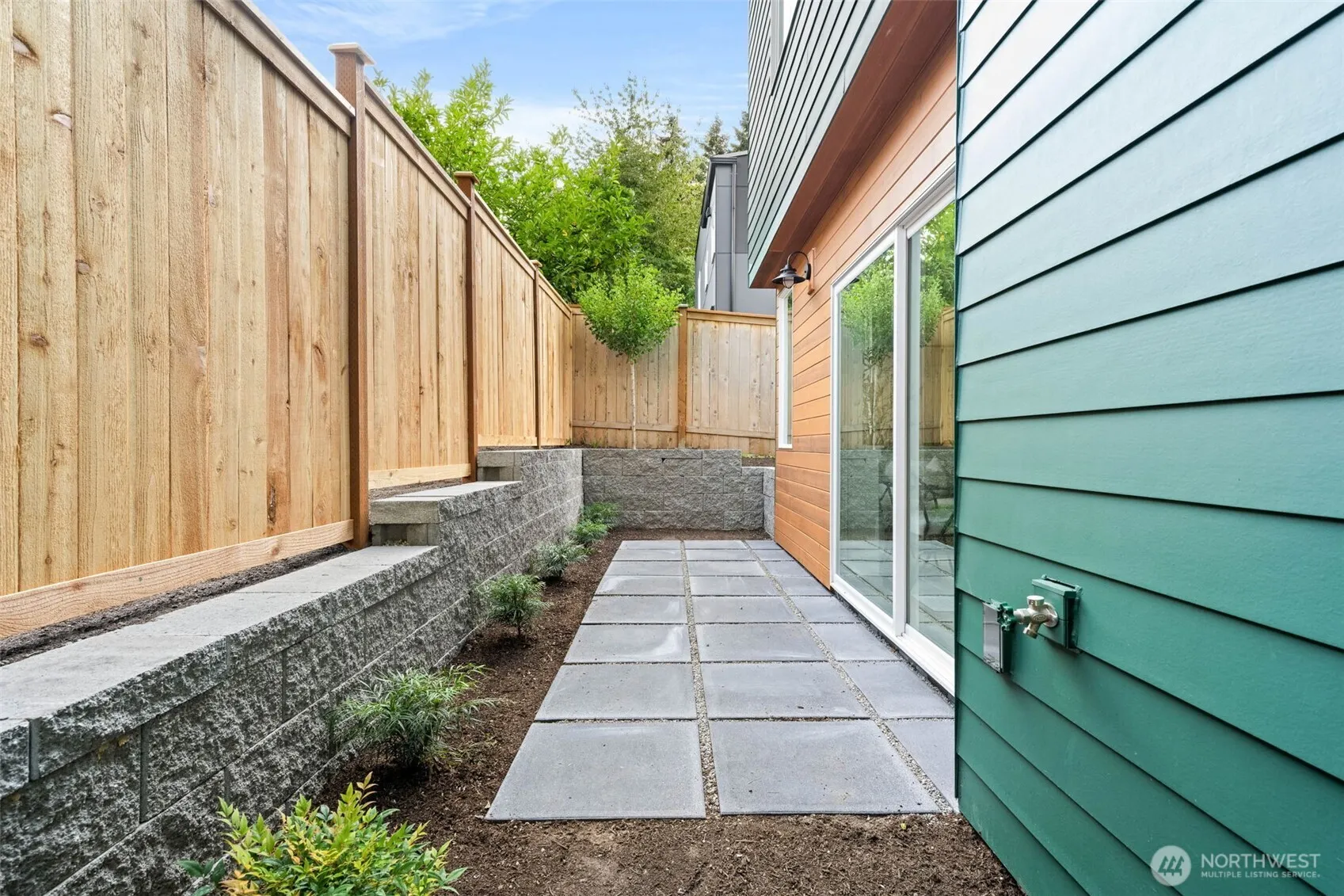 5125 S Brandon Street , Seattle, WA 98118