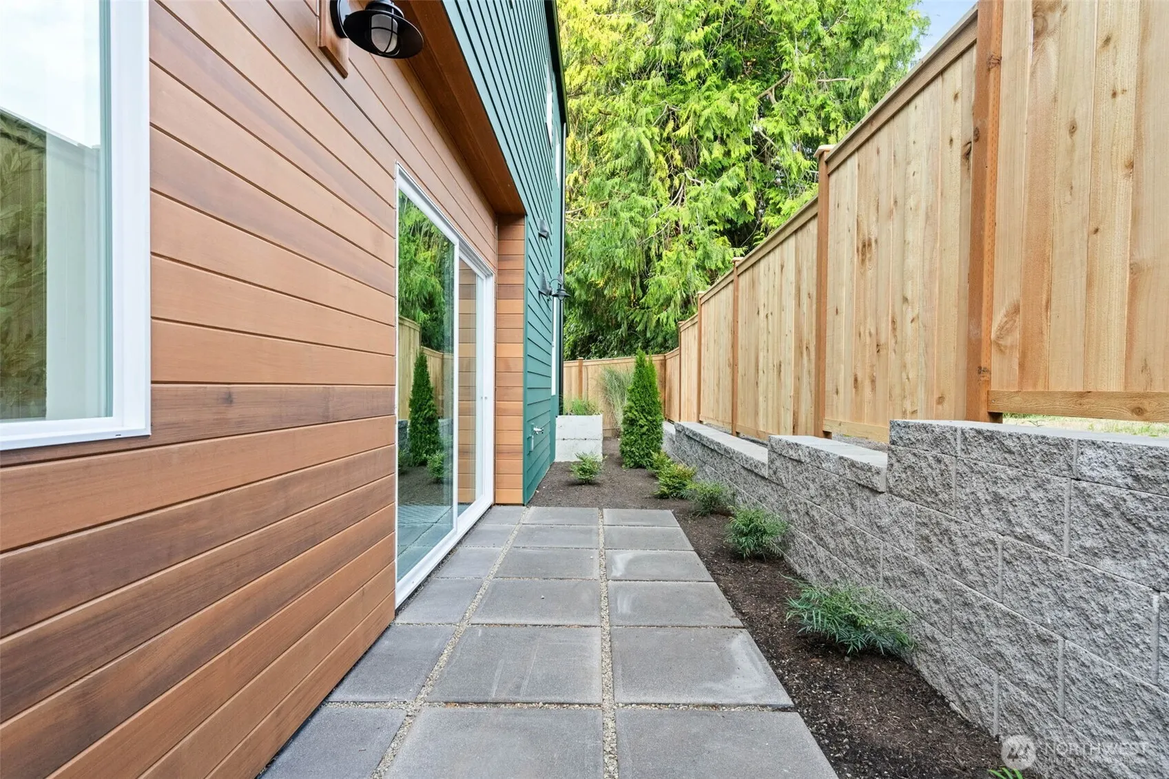 5125 S Brandon Street , Seattle, WA 98118