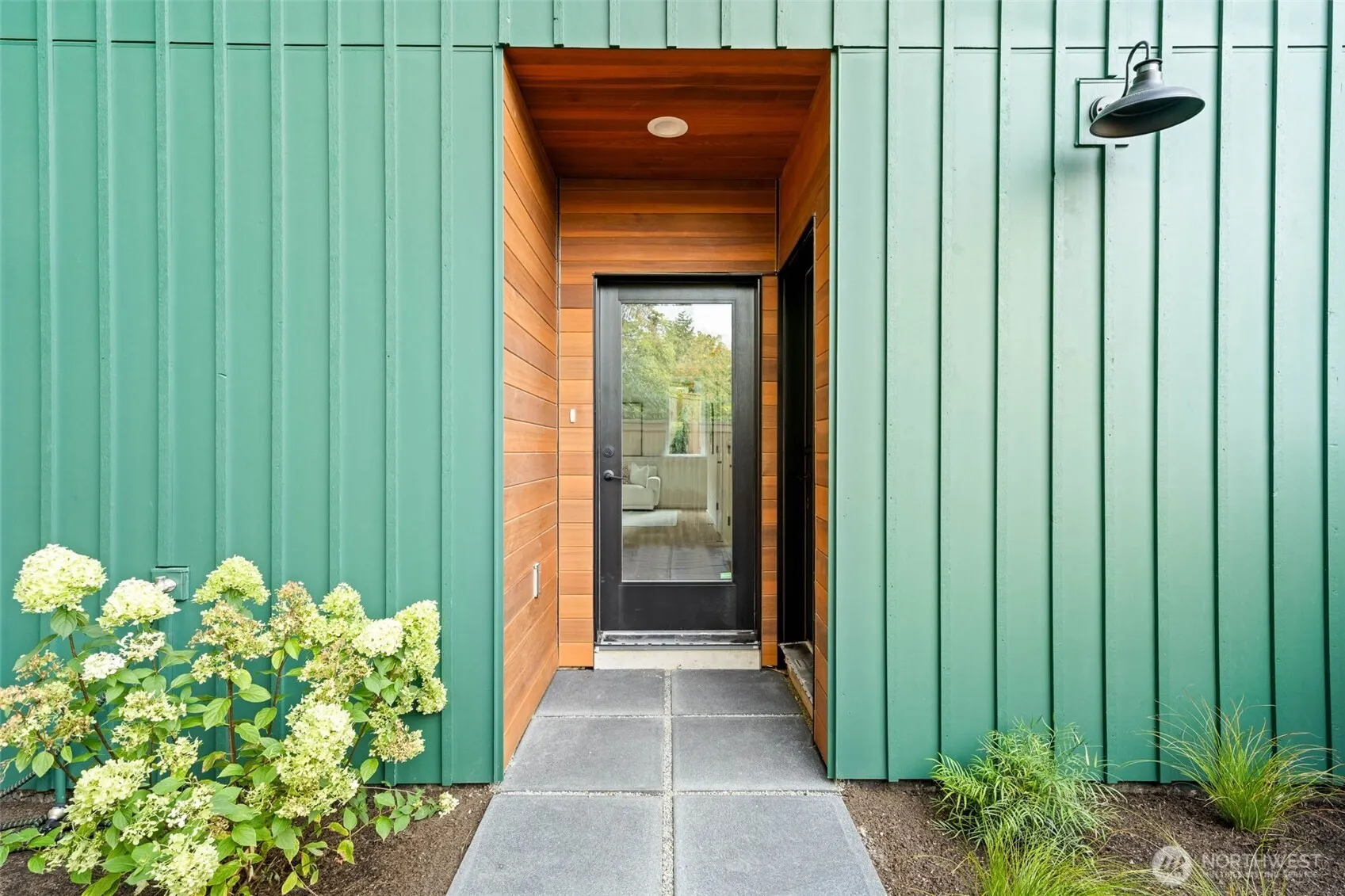 5125 S Brandon Street , Seattle, WA 98118