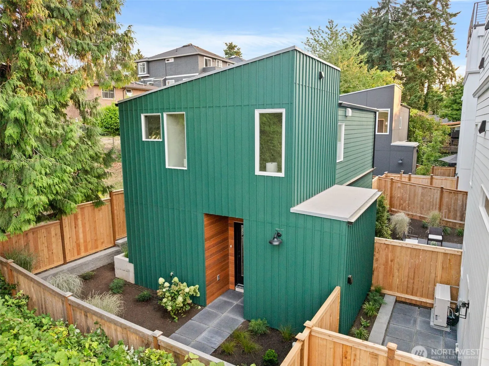 5125 S Brandon Street , Seattle, WA 98118