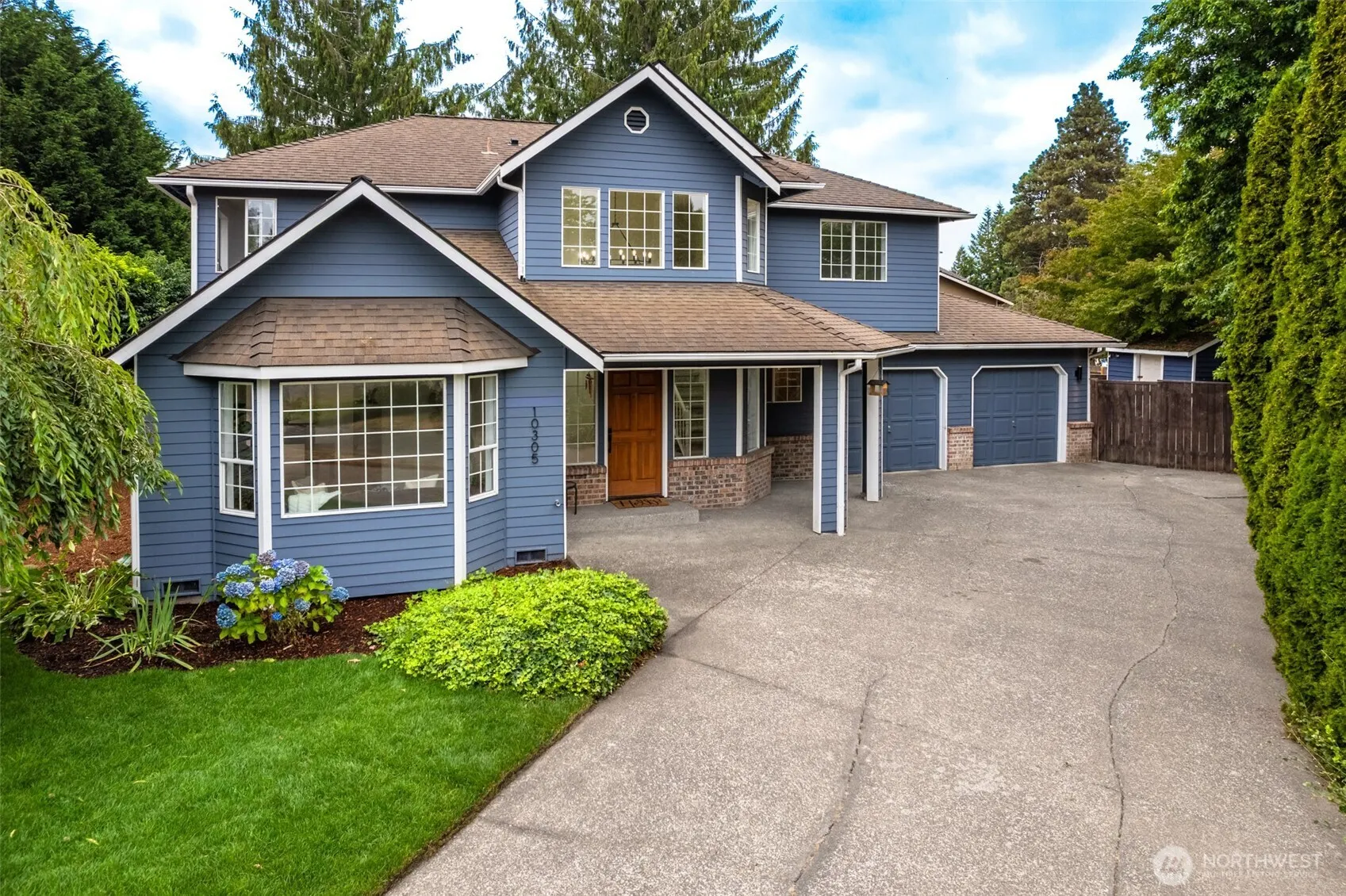 10305 SE 190th Place , Renton, WA 98055