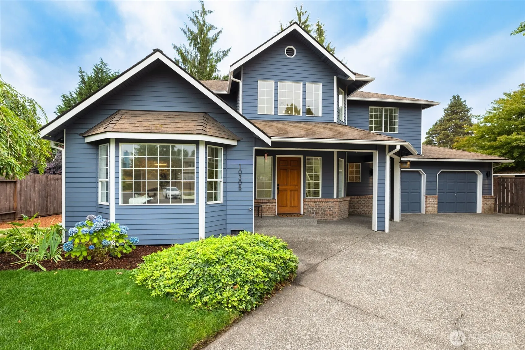 10305 SE 190th Place , Renton, WA 98055