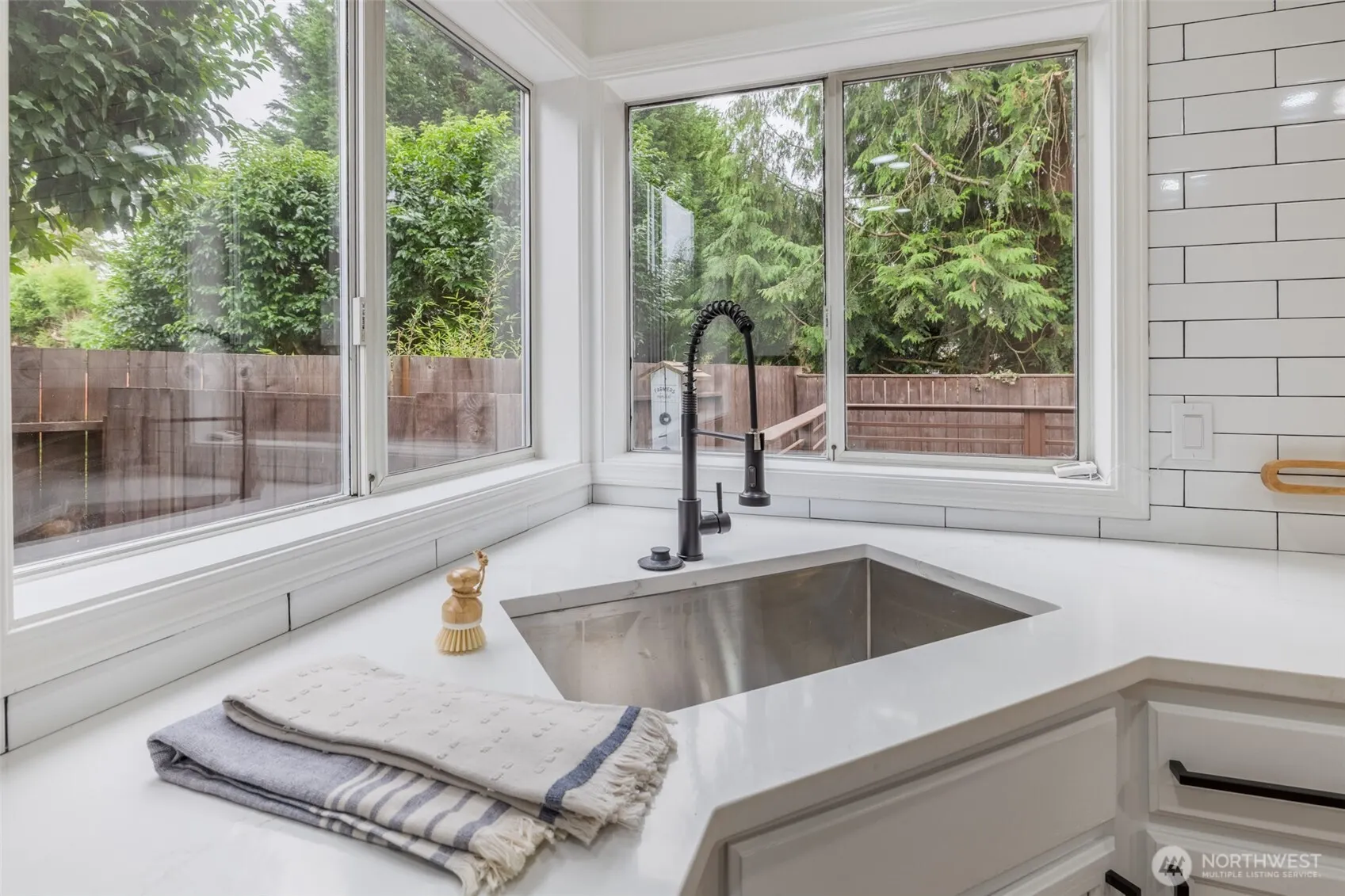 10305 SE 190th Place , Renton, WA 98055