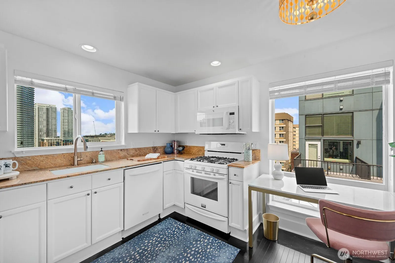 1805 Bellevue Avenue #503, Seattle, WA 98122