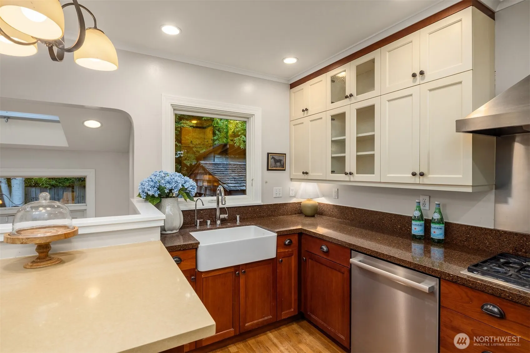 6245 25th Avenue NE, Seattle, WA 98115