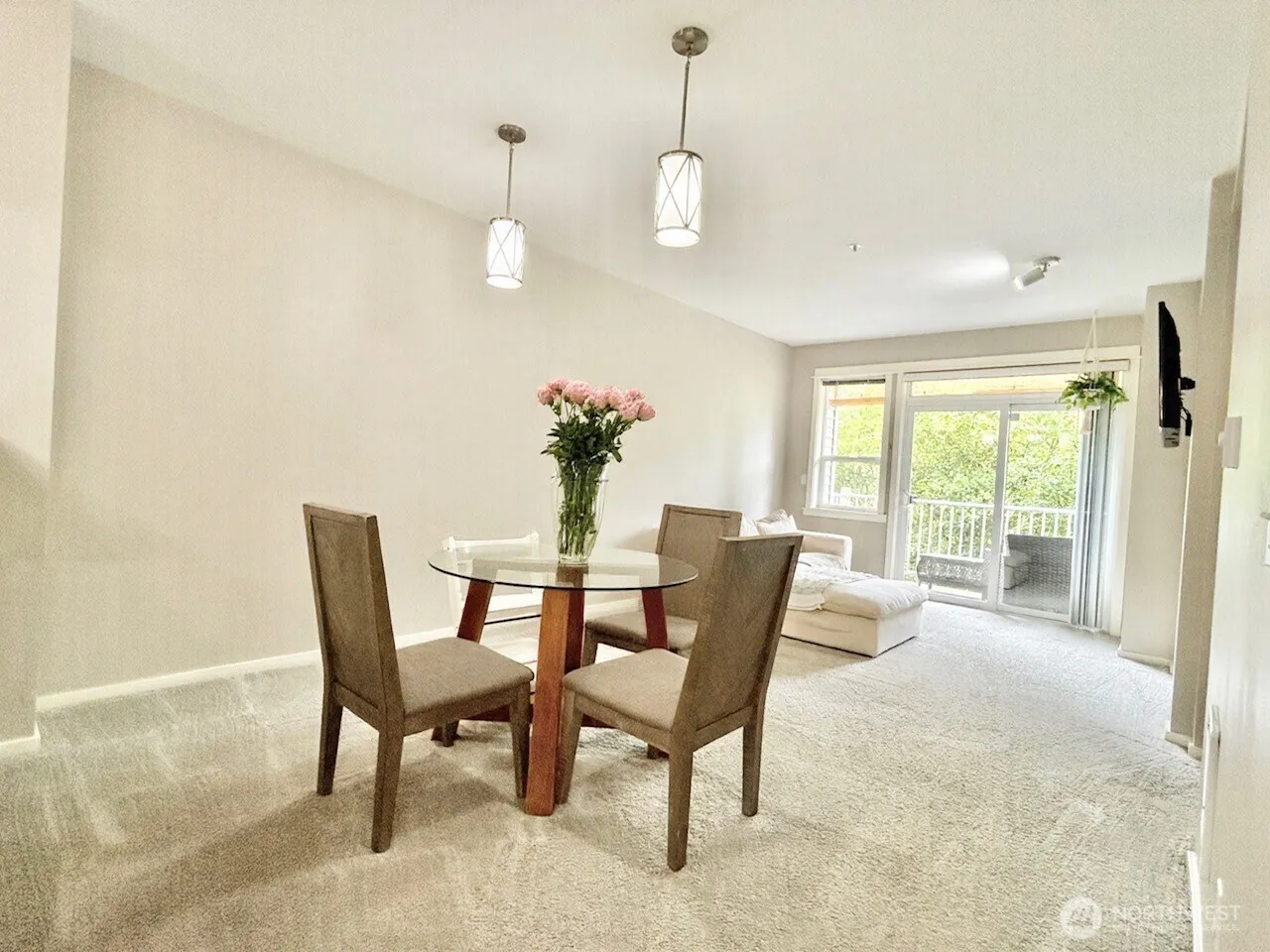 2009 196th Street SE #A203, Bothell, WA 98012