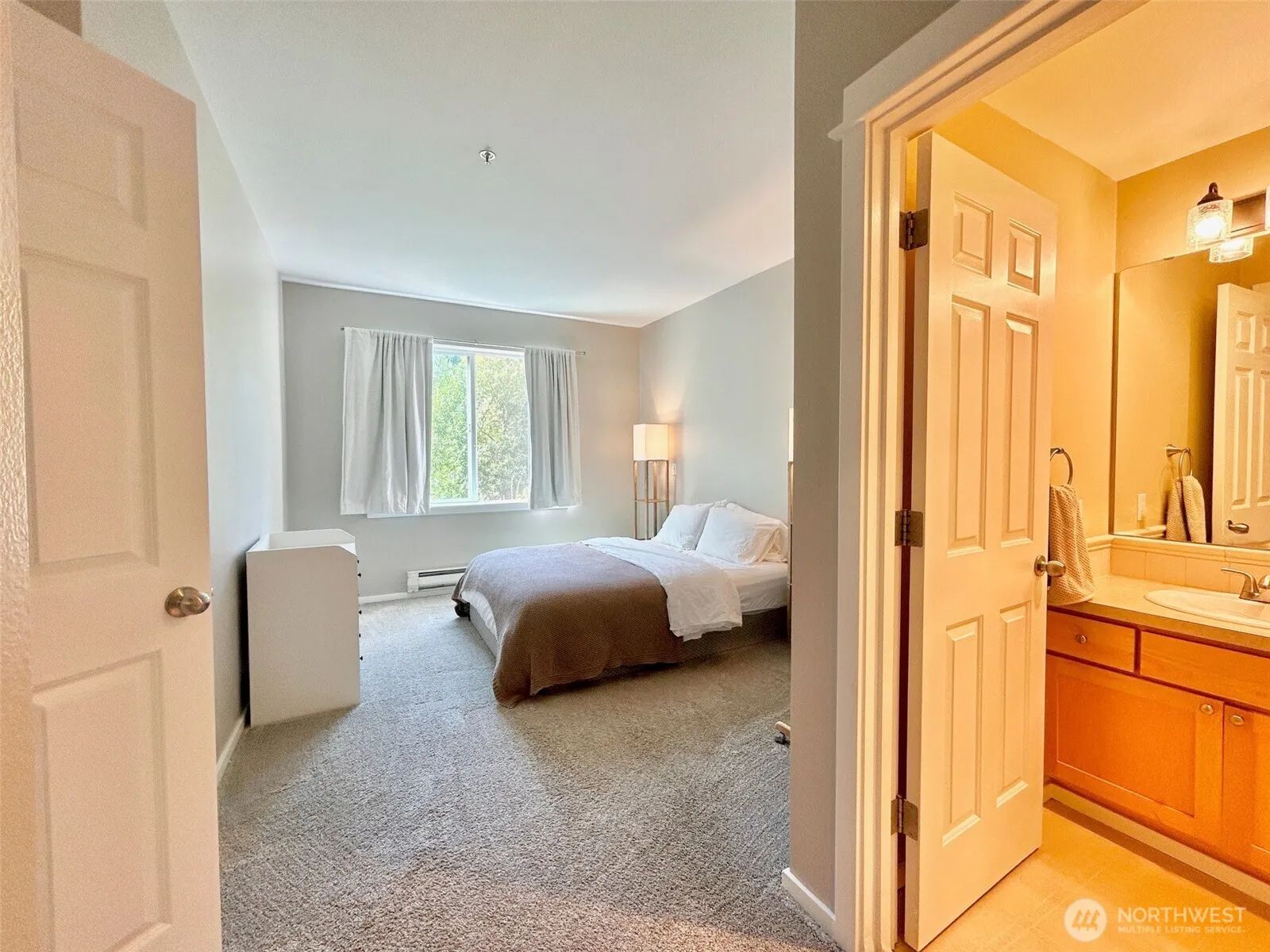 2009 196th Street SE #A203, Bothell, WA 98012