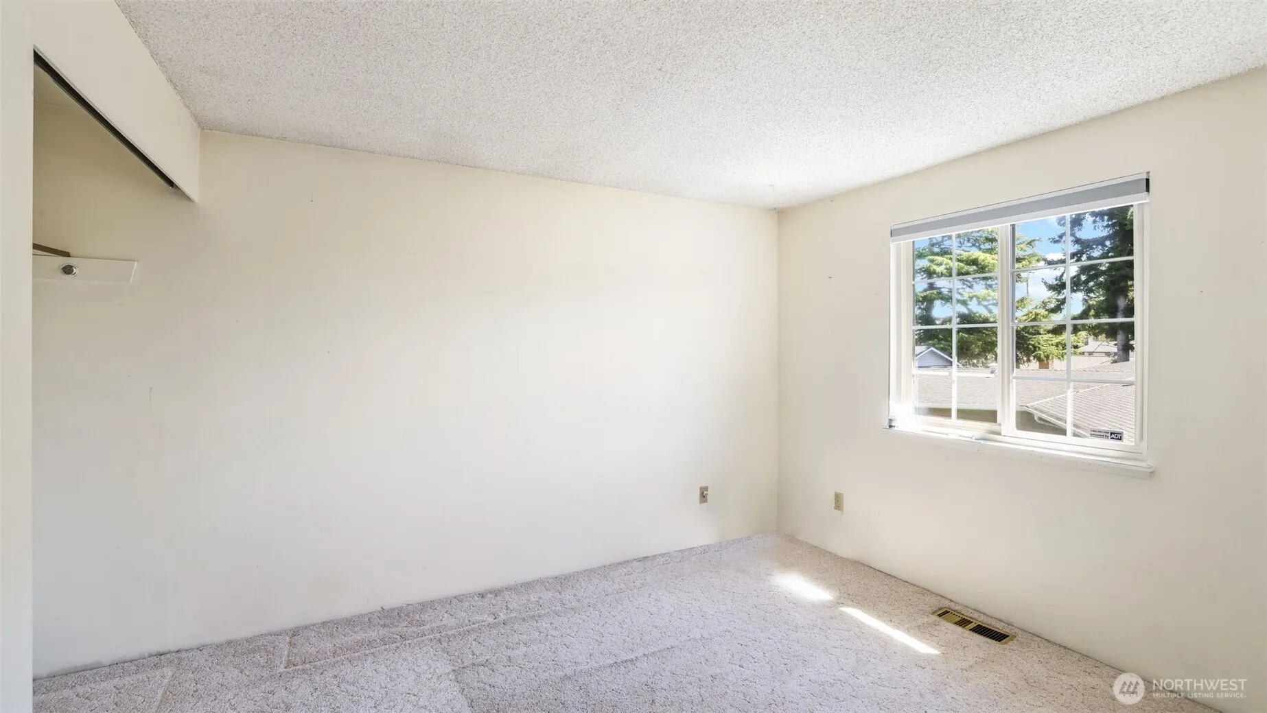 13735 SE 172nd Street , Renton, WA 98058