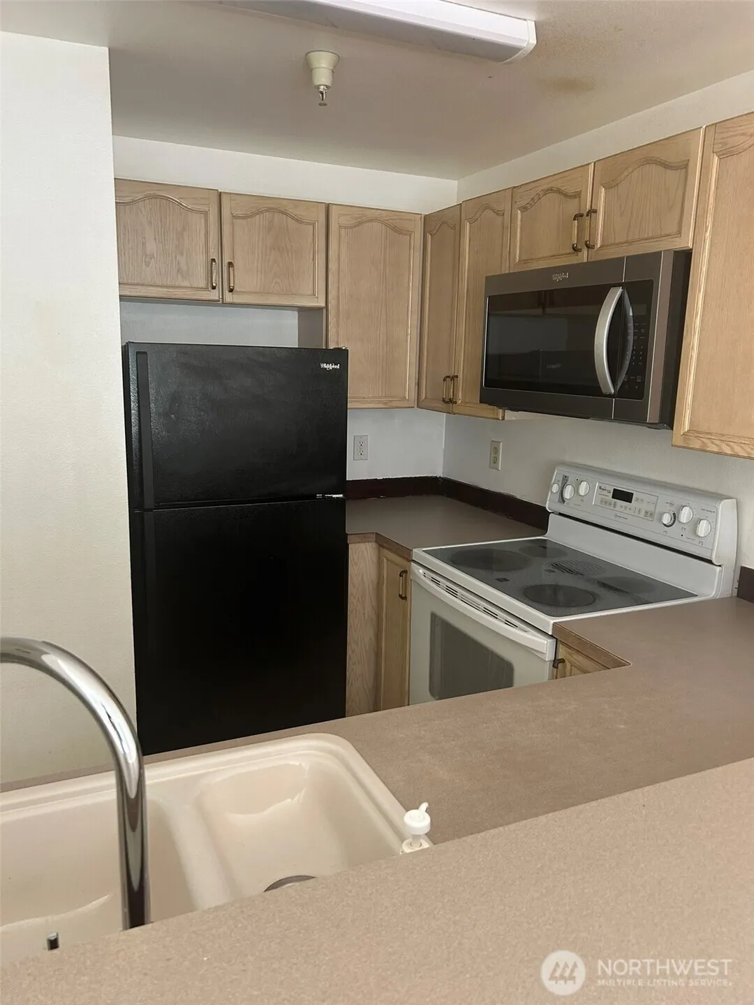 949 Aberdeen Avenue NE #E-117, Renton, WA 98056