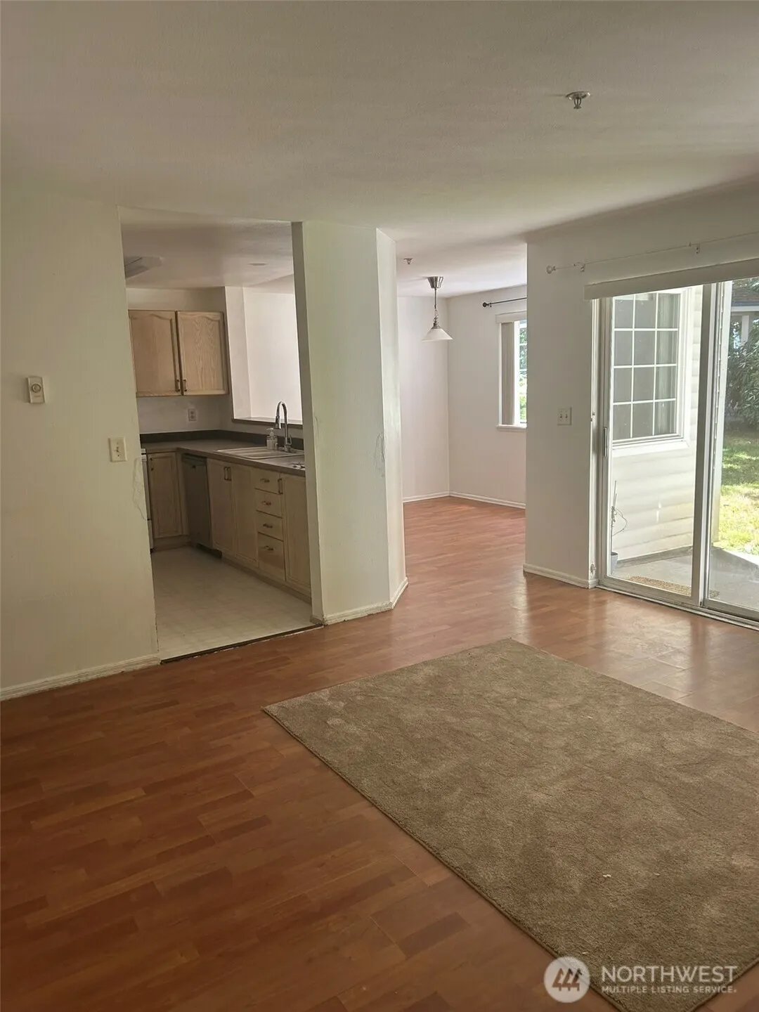 949 Aberdeen Avenue NE #E-117, Renton, WA 98056
