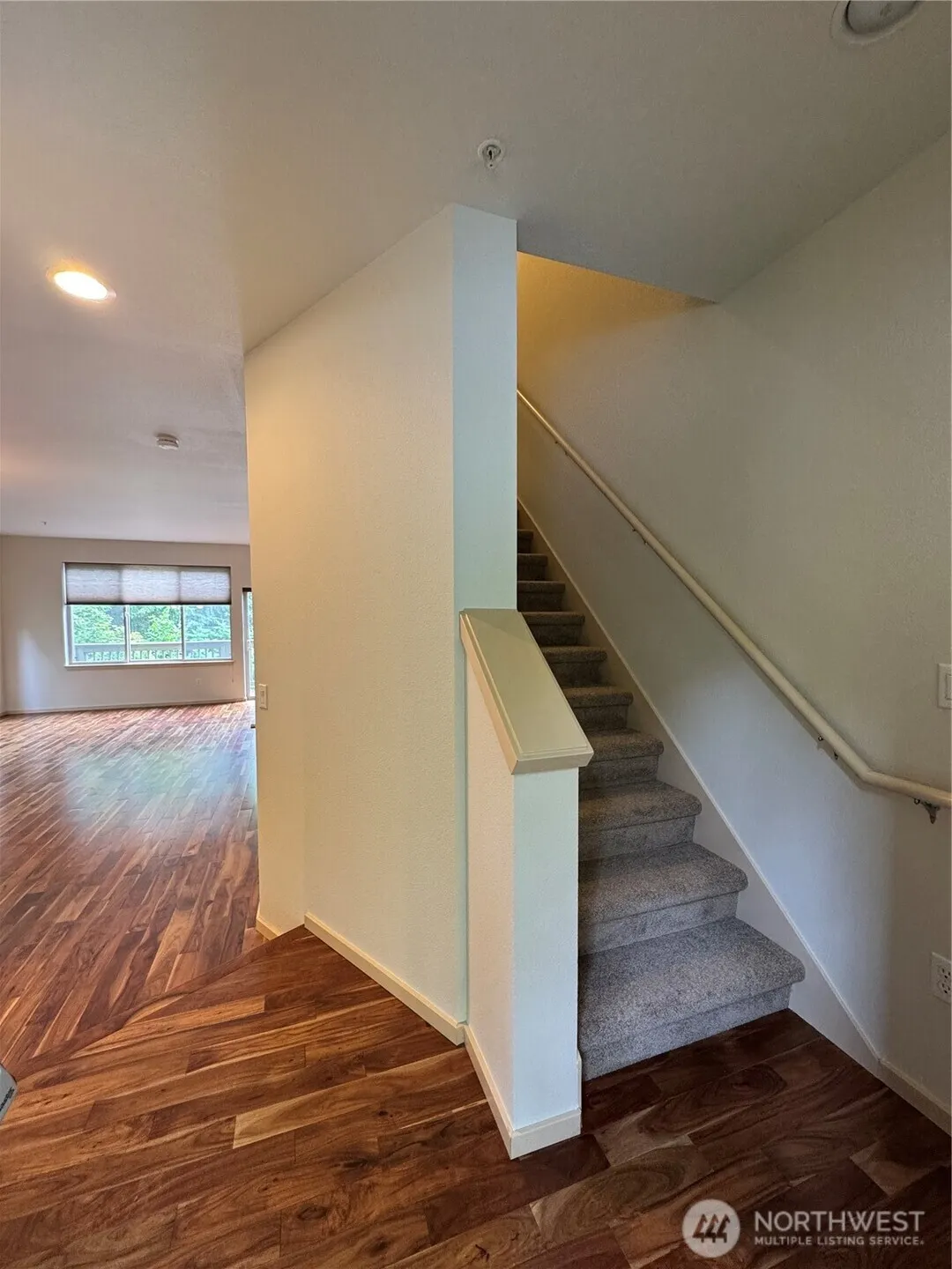 444 Shangrila Way NW, Issaquah, WA 98027
