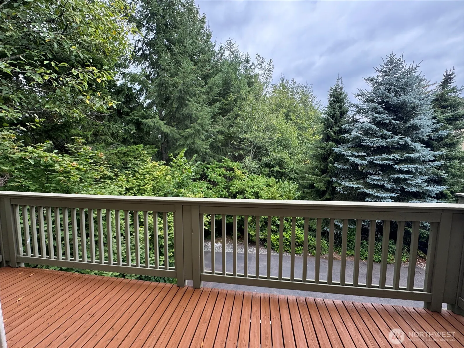 444 Shangrila Way NW, Issaquah, WA 98027