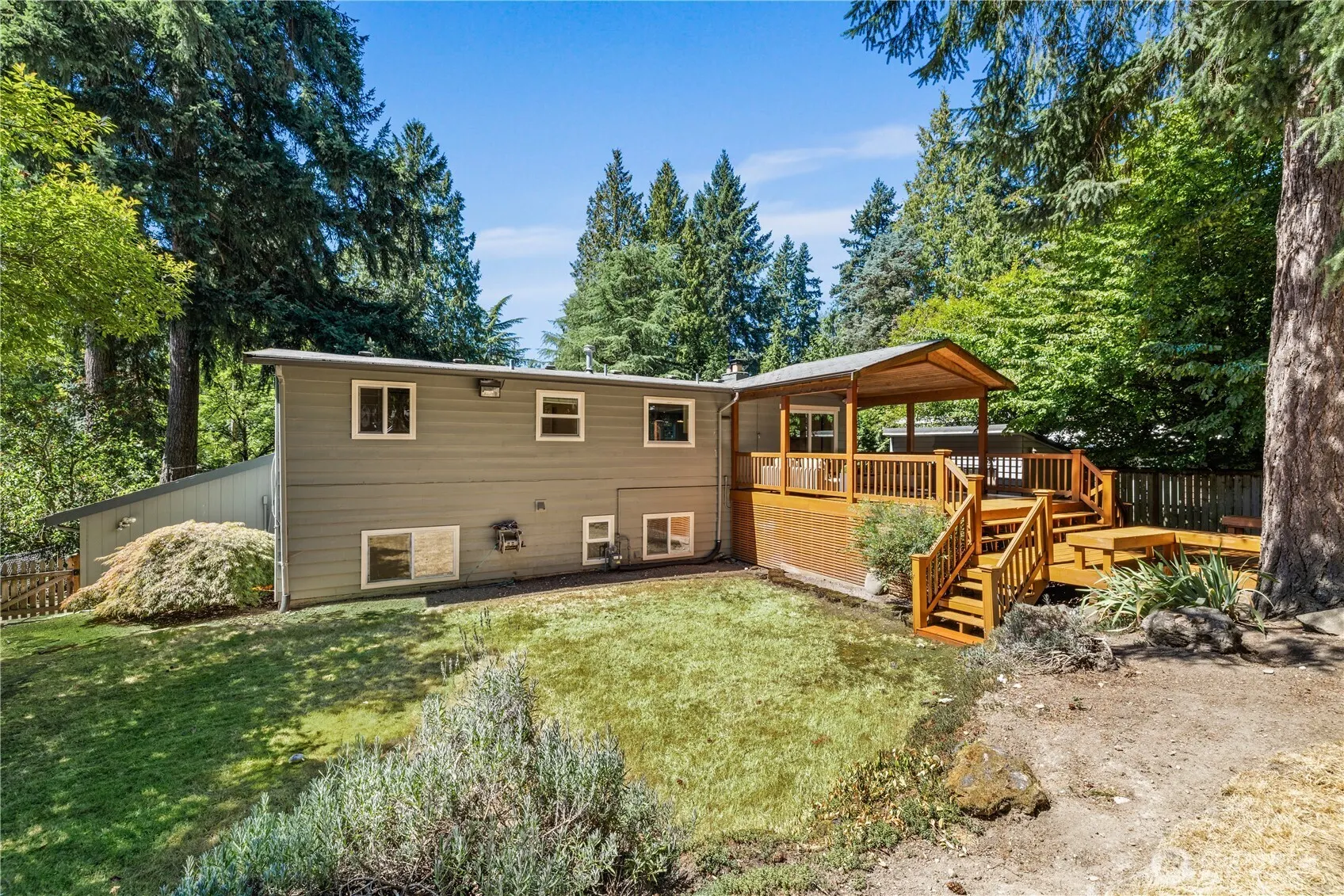 11236 115th Place NE, Kirkland, WA 98033