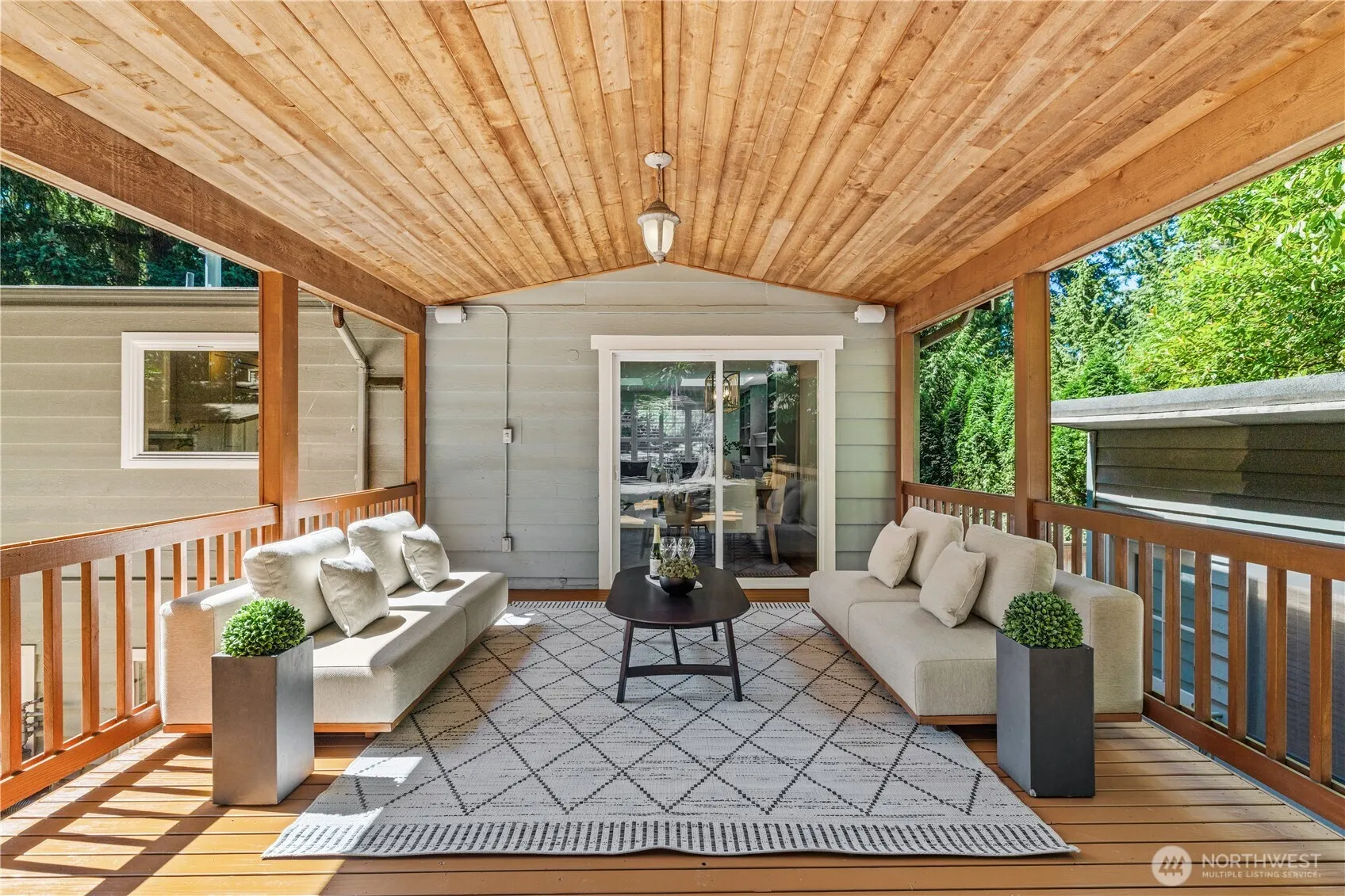 11236 115th Place NE, Kirkland, WA 98033