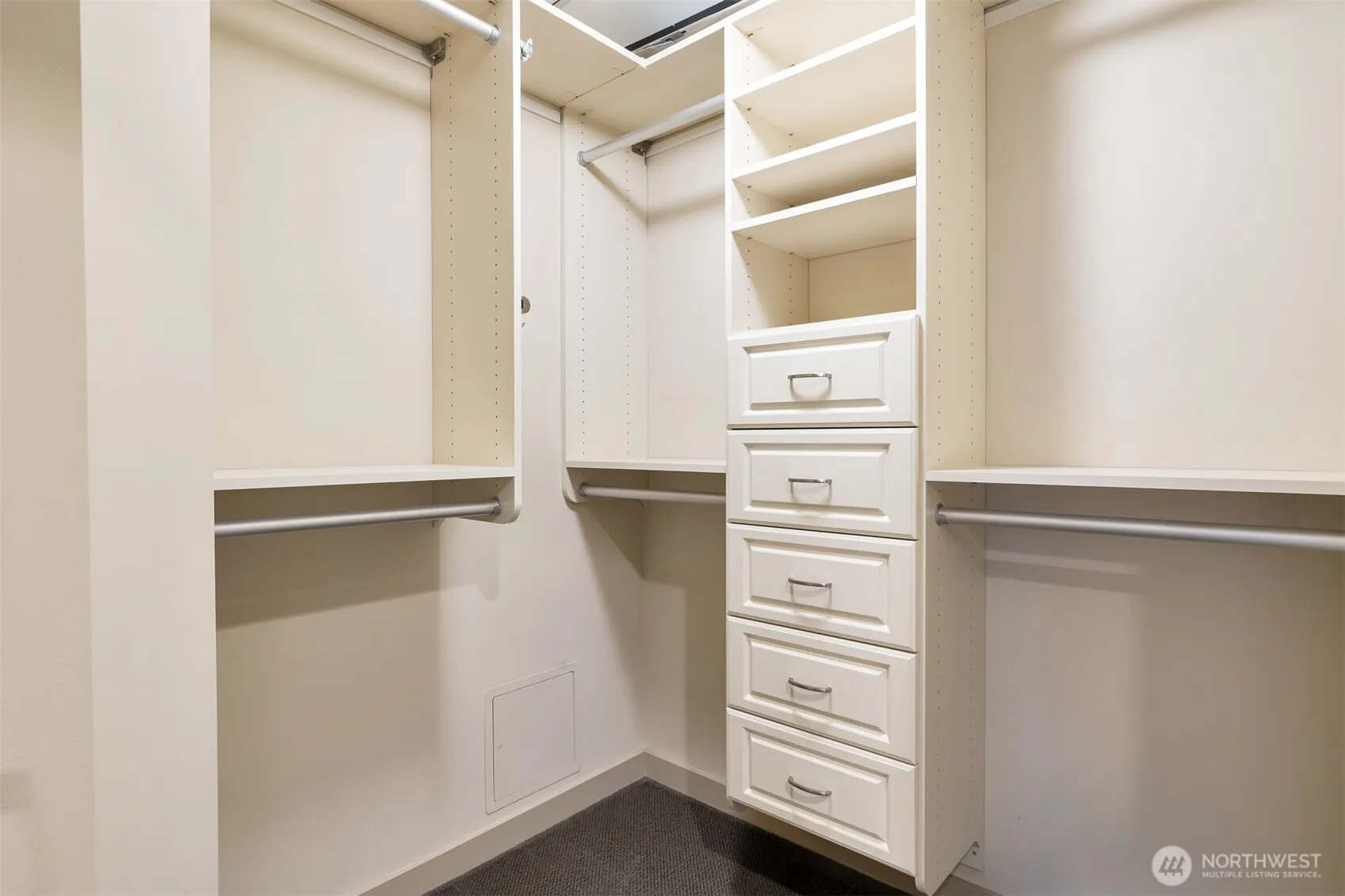 1000 1ST Avenue #1603, Seattle, WA 98104