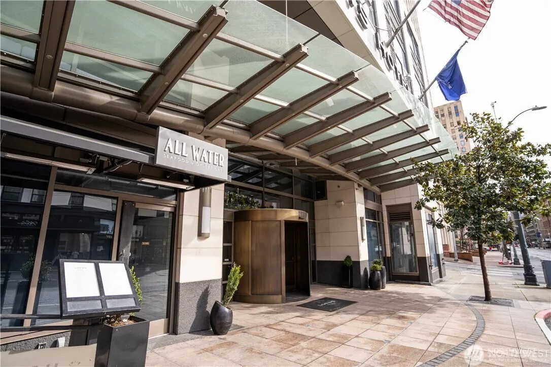 1000 1ST Avenue #1603, Seattle, WA 98104