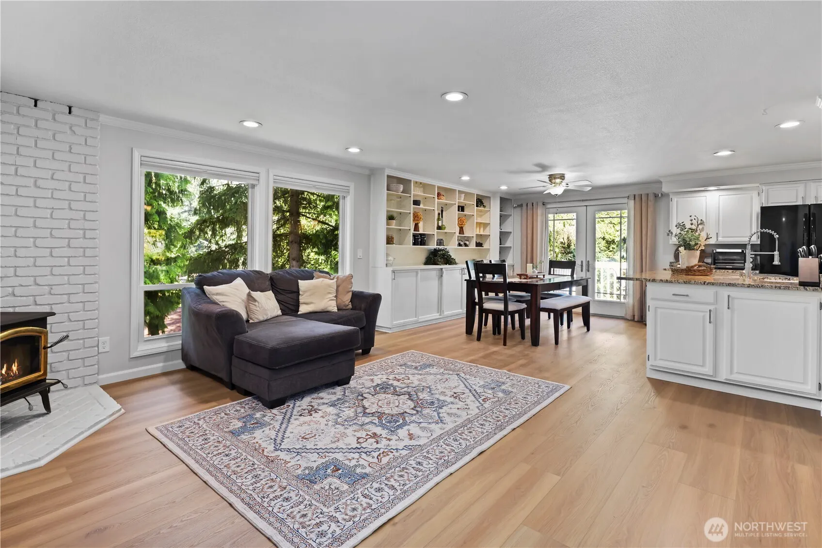 10417 165th Place NE, Redmond, WA 98052