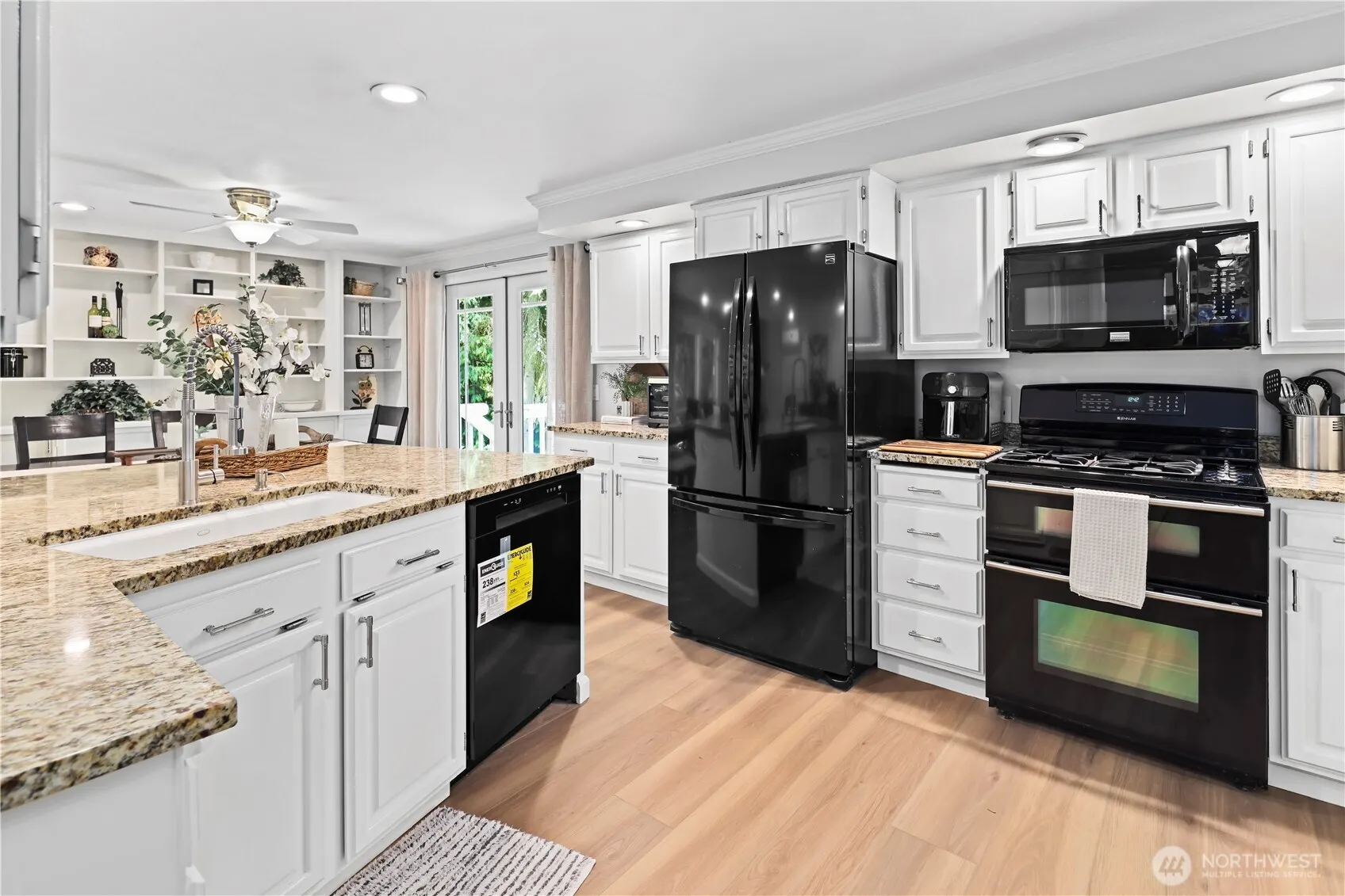 10417 165th Place NE, Redmond, WA 98052