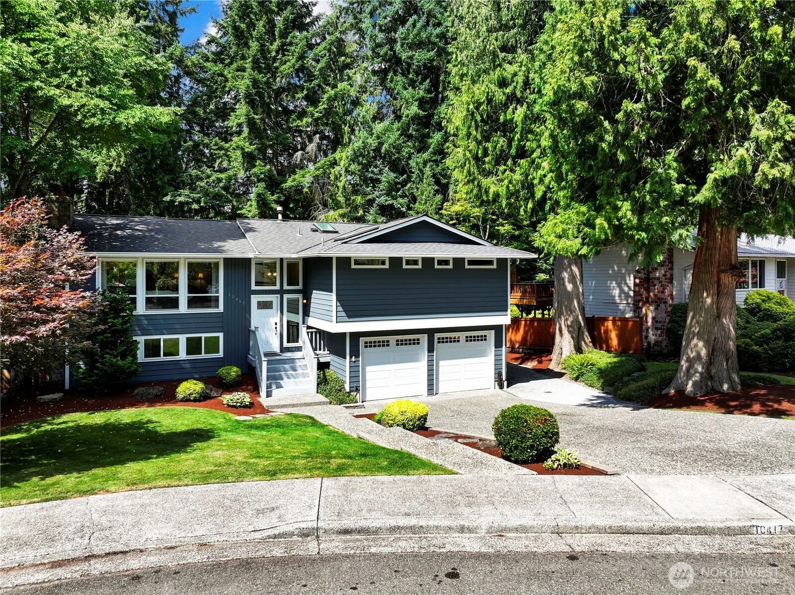10417 165th Place NE, Redmond, WA 98052
