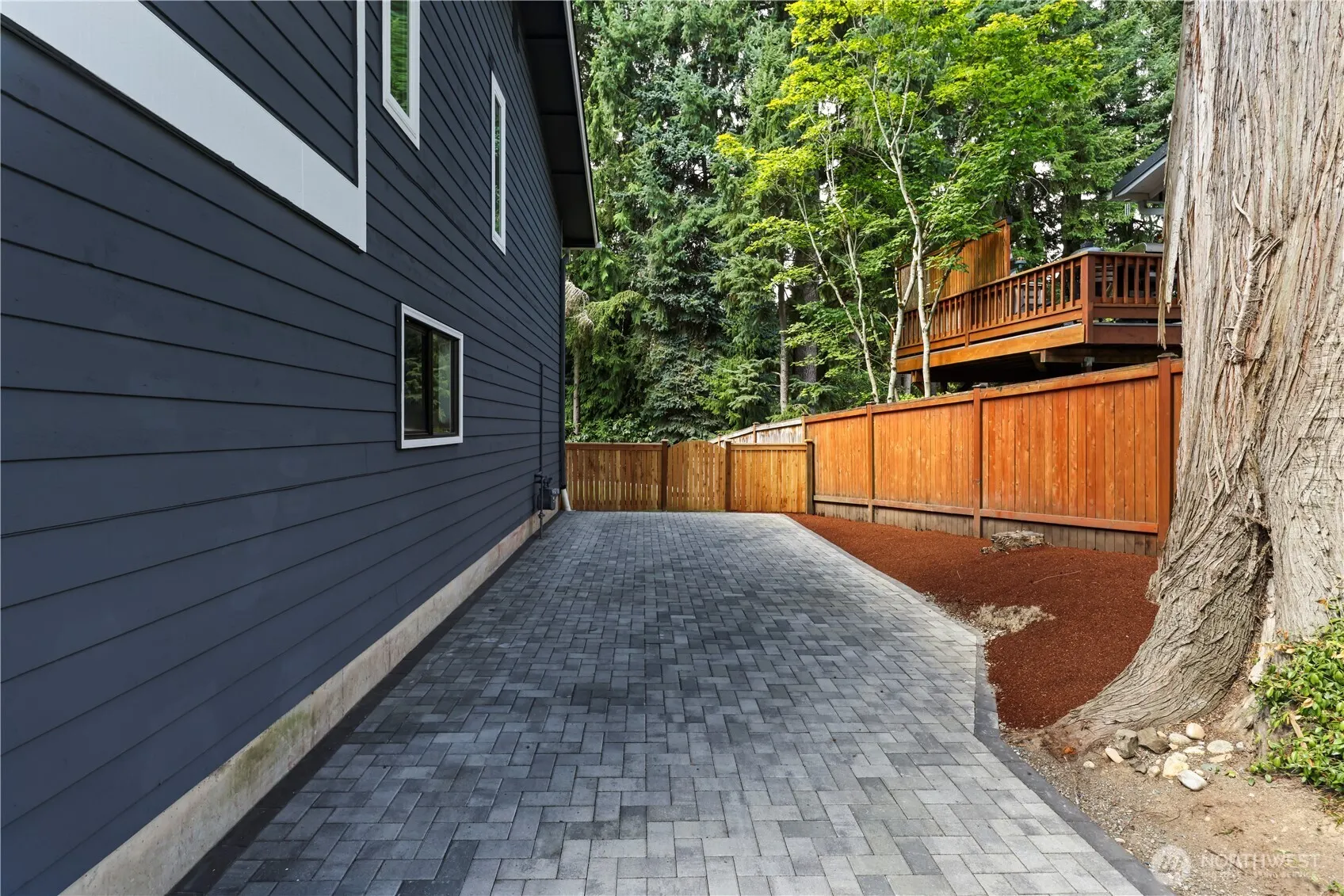 10417 165th Place NE, Redmond, WA 98052