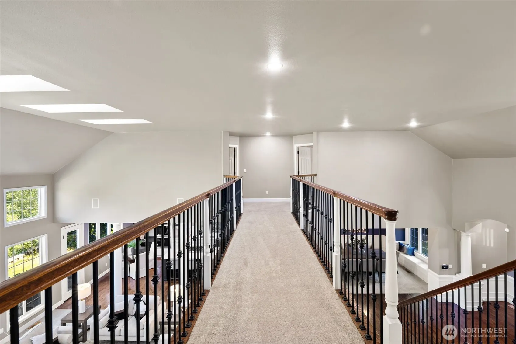 2040 277th Avenue SE, Sammamish, WA 98075