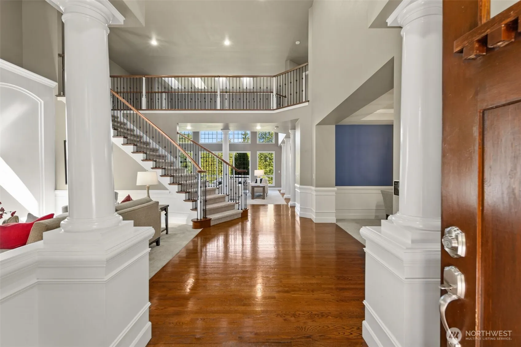 2040 277th Avenue SE, Sammamish, WA 98075