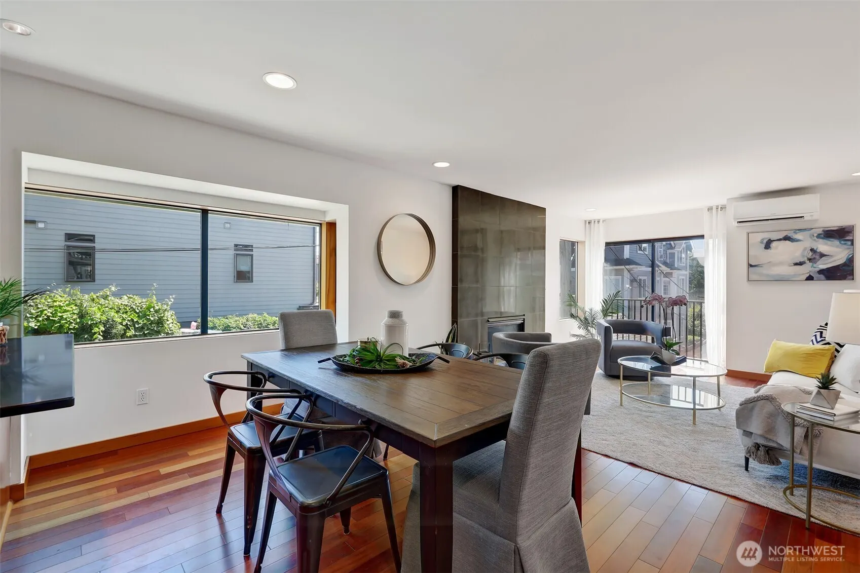 2425 N 75th Street , Seattle, WA 98103