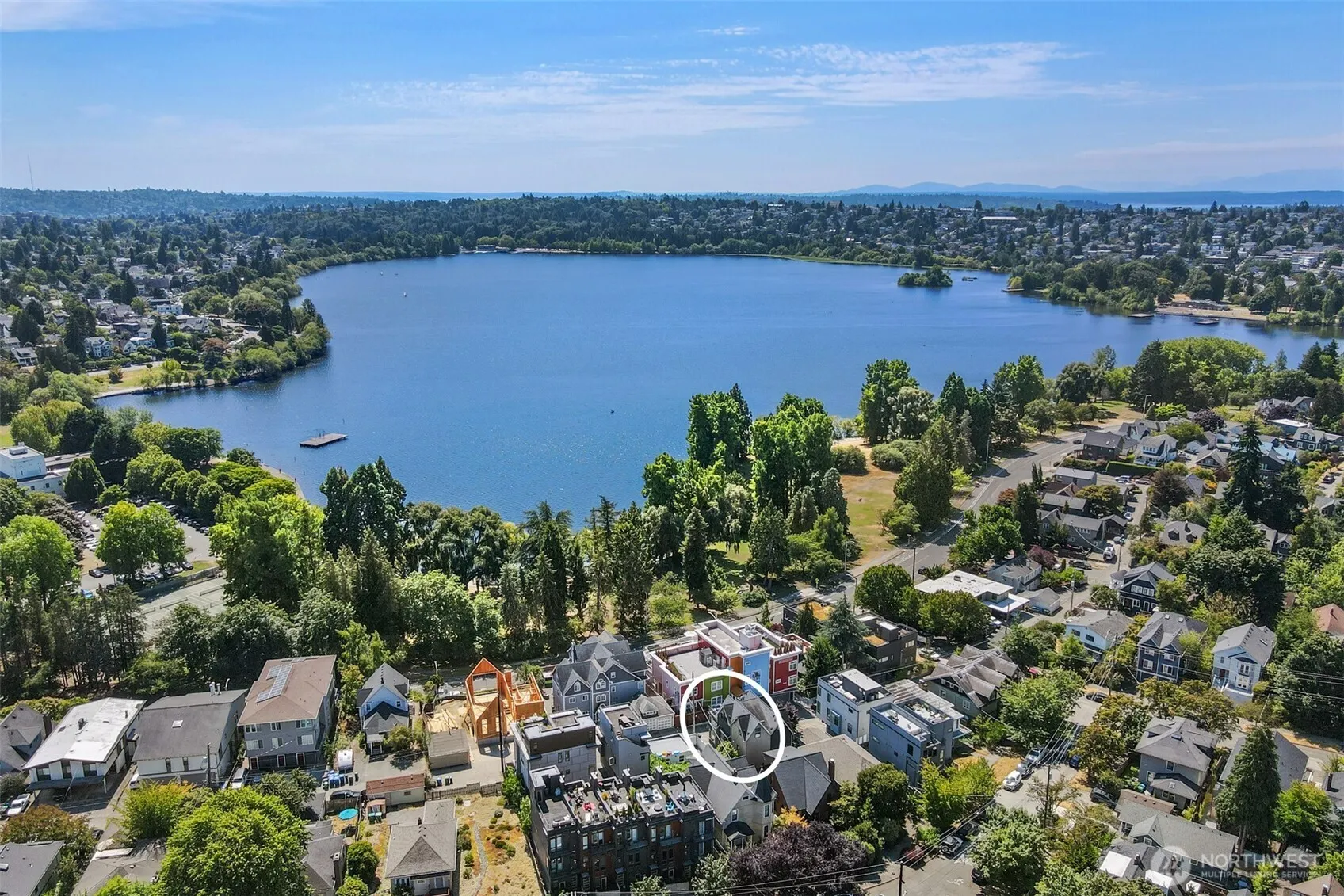 2425 N 75th Street , Seattle, WA 98103