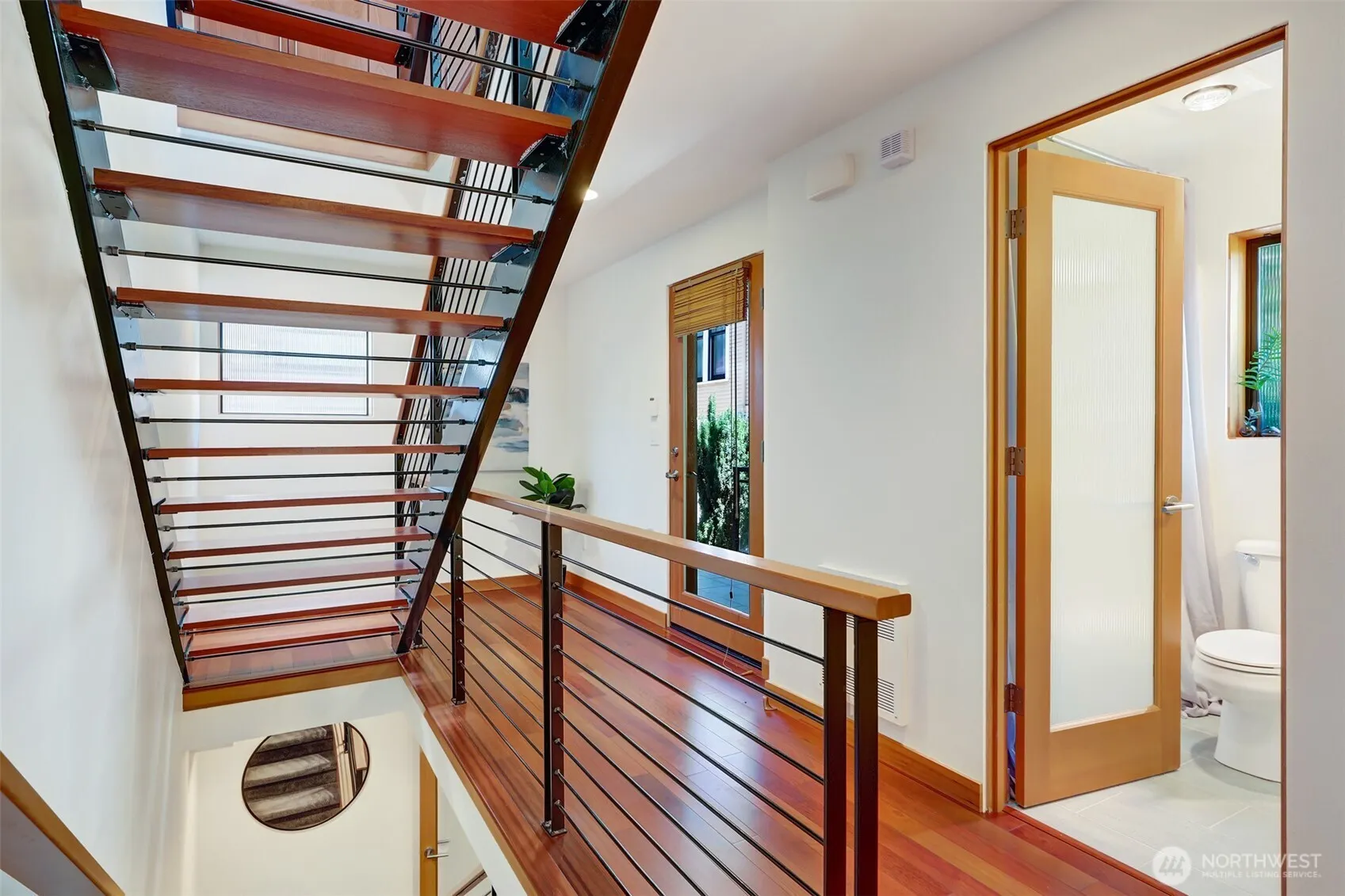 2425 N 75th Street , Seattle, WA 98103
