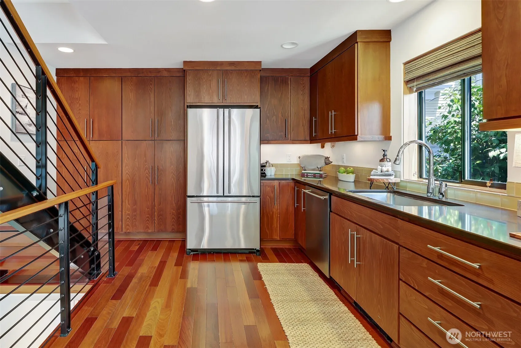 2425 N 75th Street , Seattle, WA 98103
