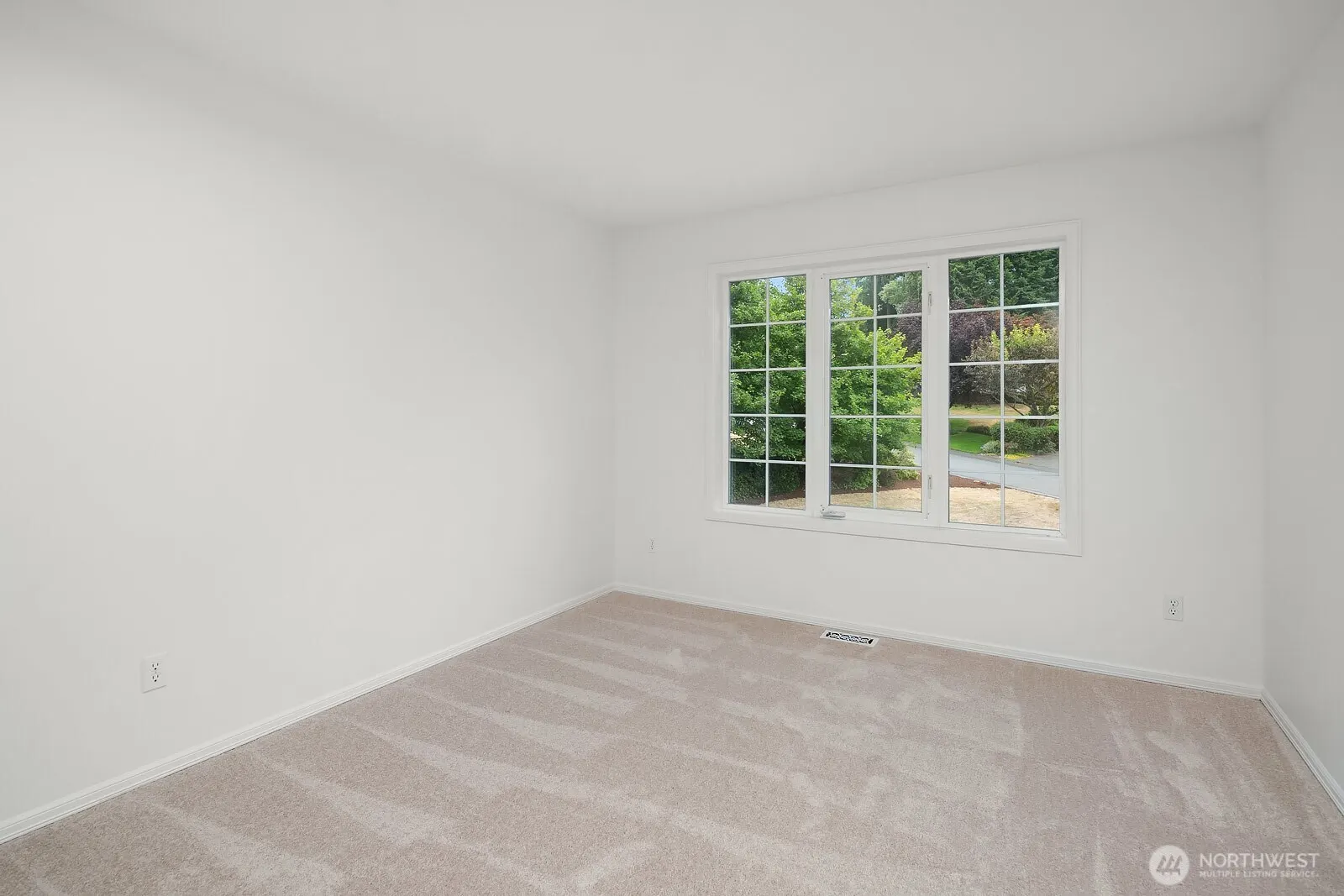 21416 NE 81st Street , Redmond, WA 98053