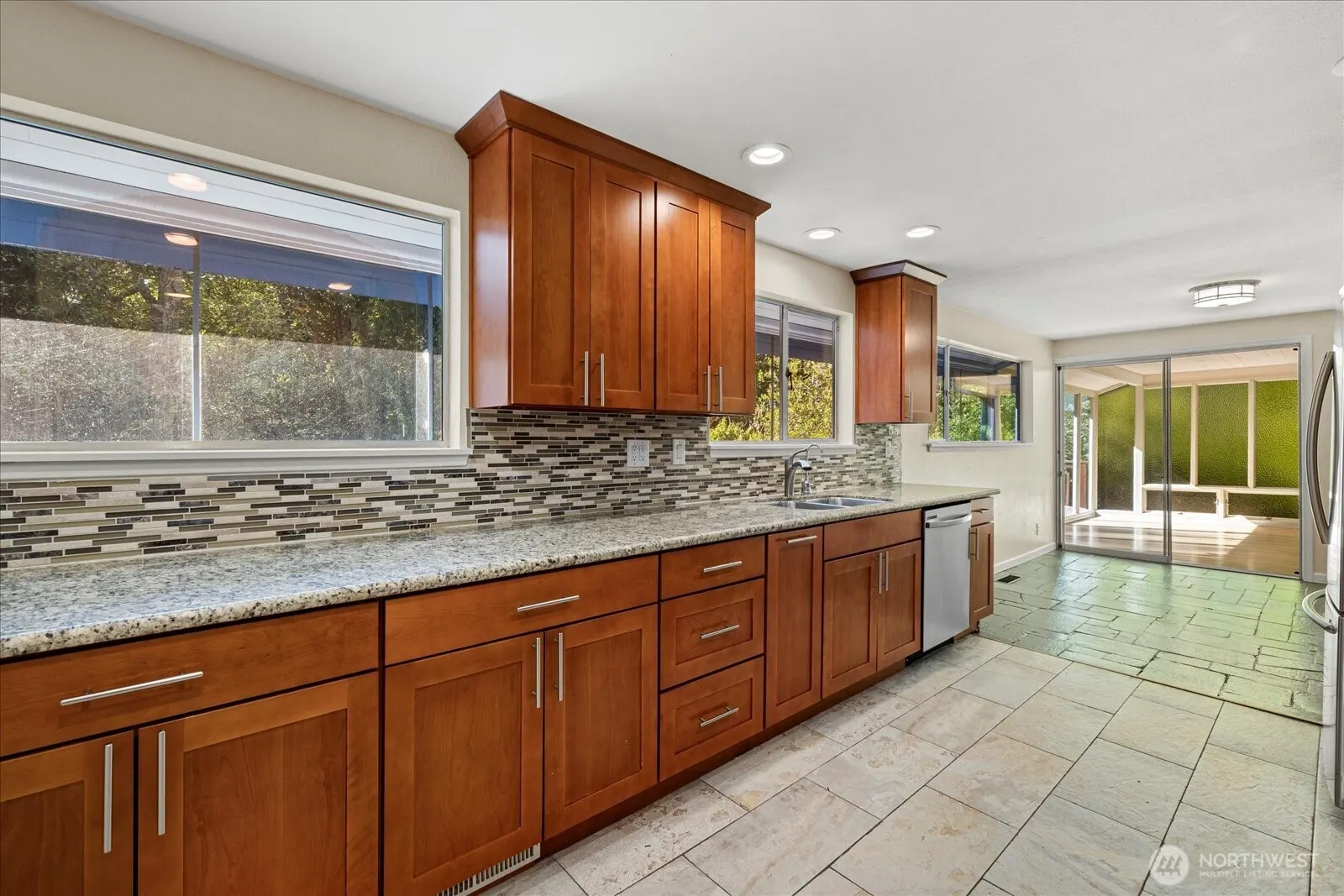 3415 103rd Place NE, Bellevue, WA 98004