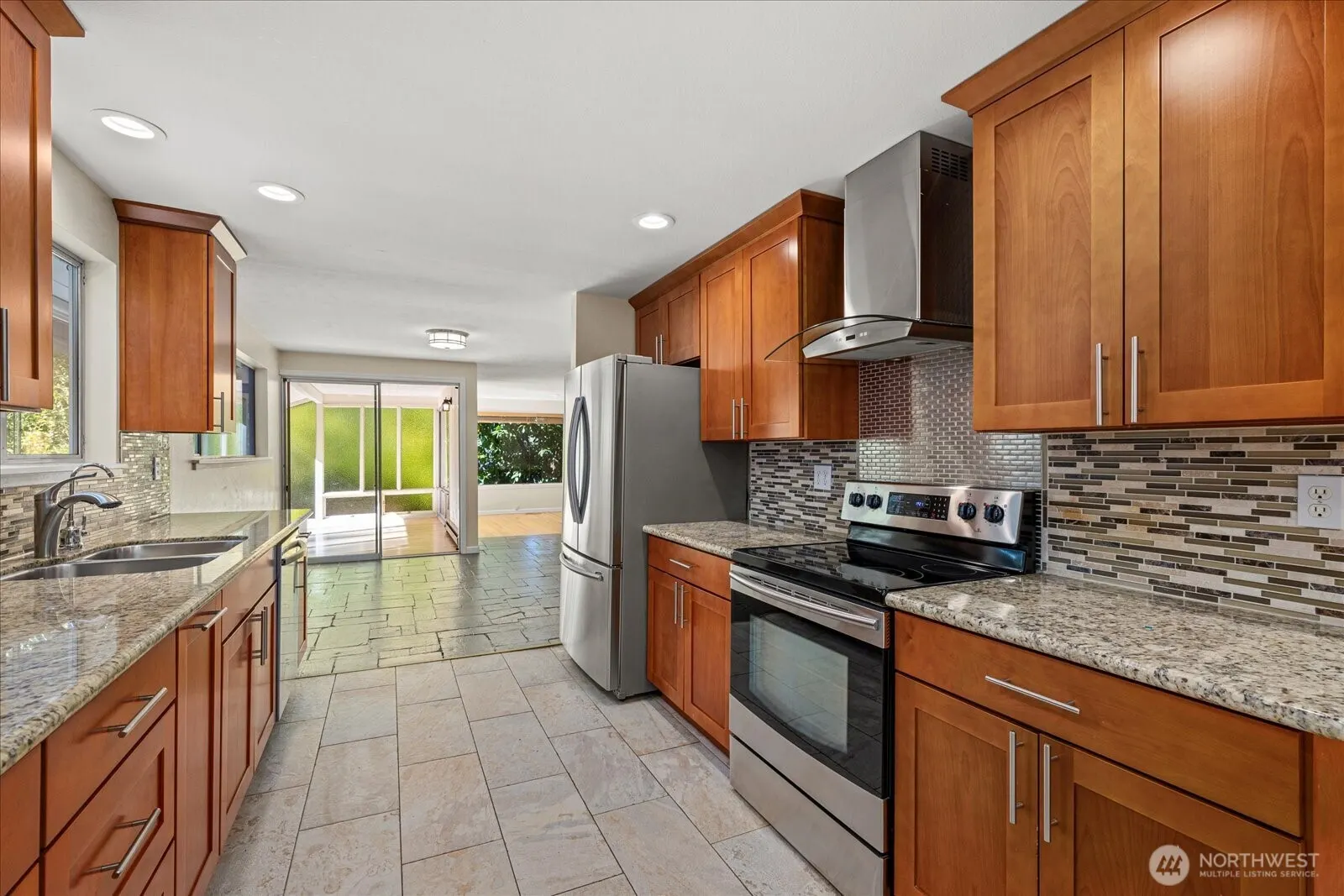 3415 103rd Place NE, Bellevue, WA 98004