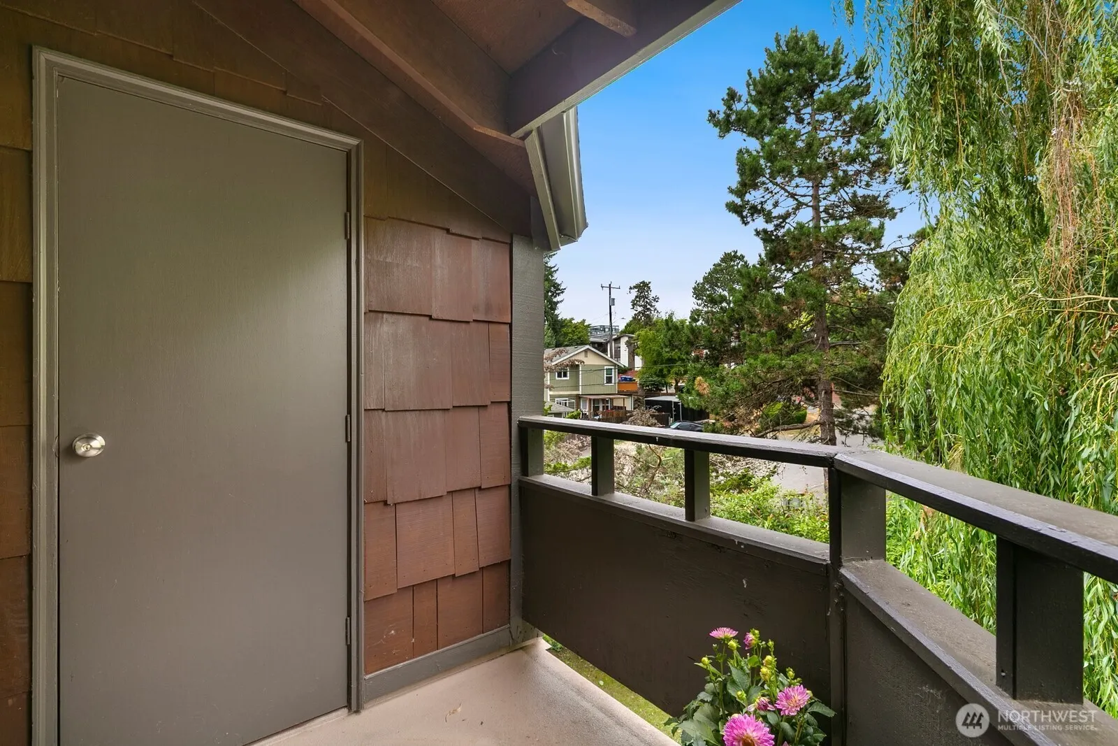2300 NE 89th Street #8905, Seattle, WA 98115