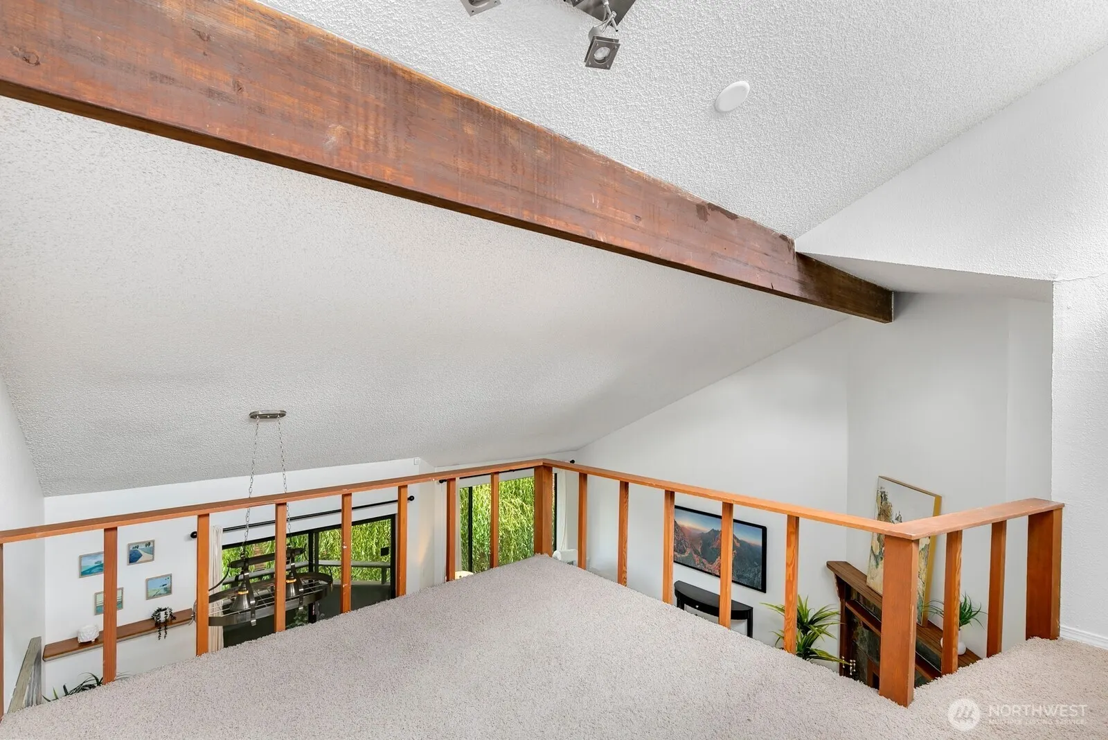 2300 NE 89th Street #8905, Seattle, WA 98115