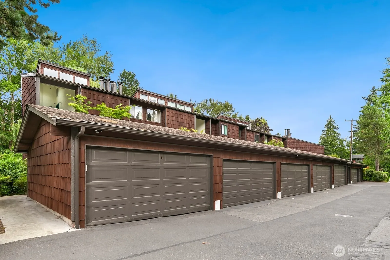 2300 NE 89th Street #8905, Seattle, WA 98115