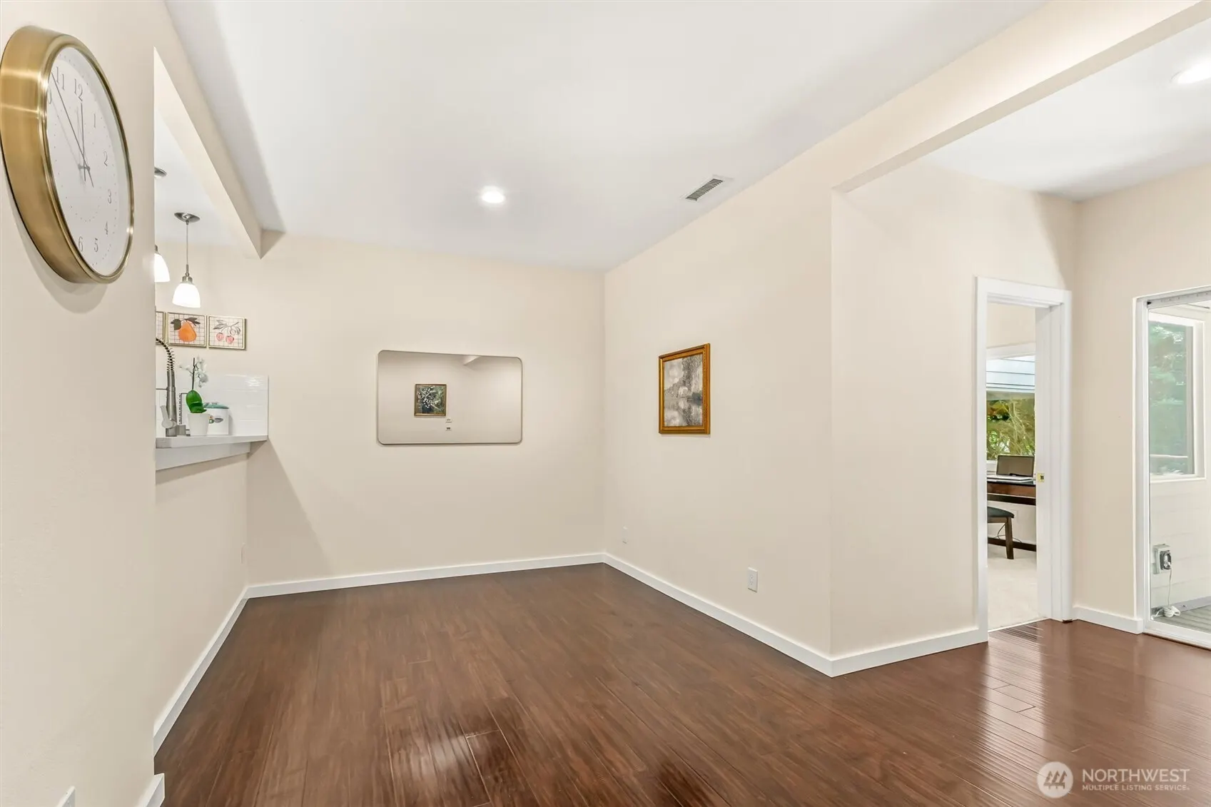 7481 Old Redmond Road #421, Redmond, WA 98052-4231