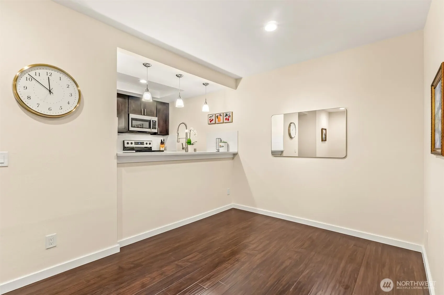 7481 Old Redmond Road #421, Redmond, WA 98052-4231